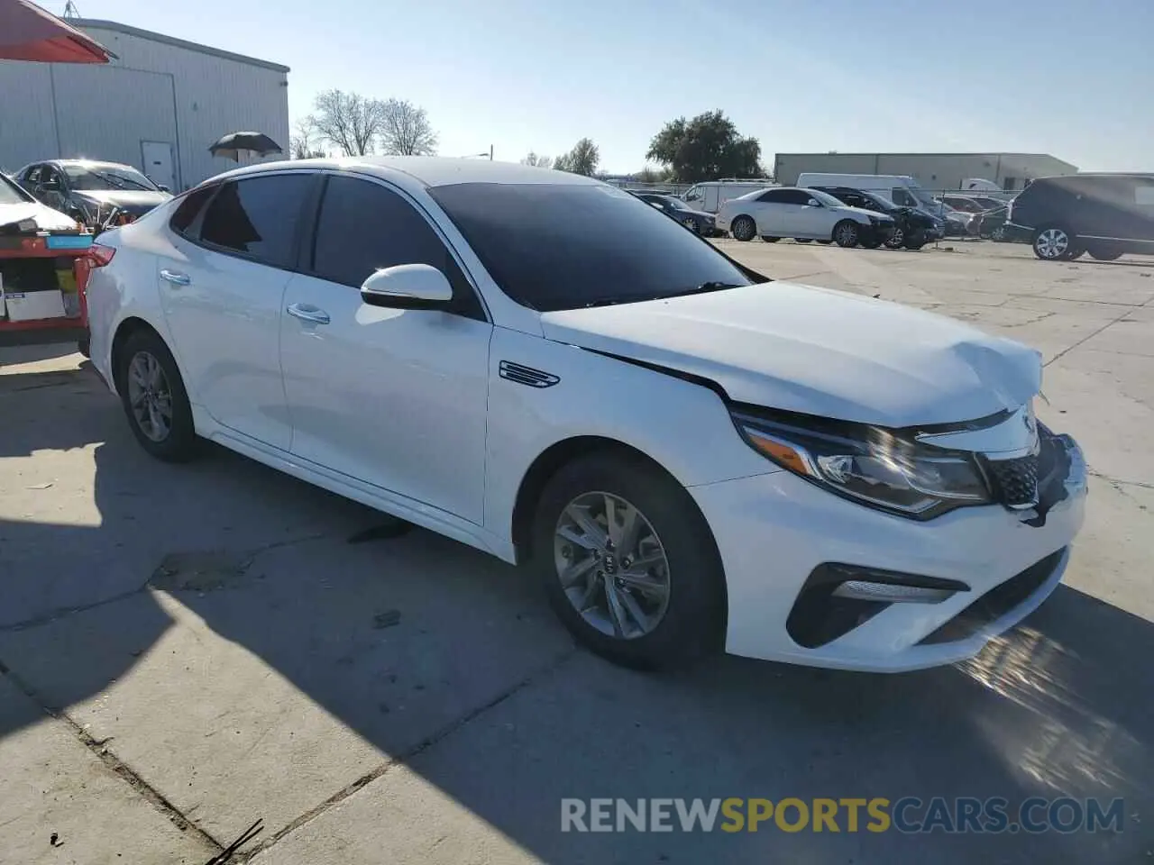 4 Photograph of a damaged car 5XXGT4L3XKG336436 KIA OPTIMA 2019