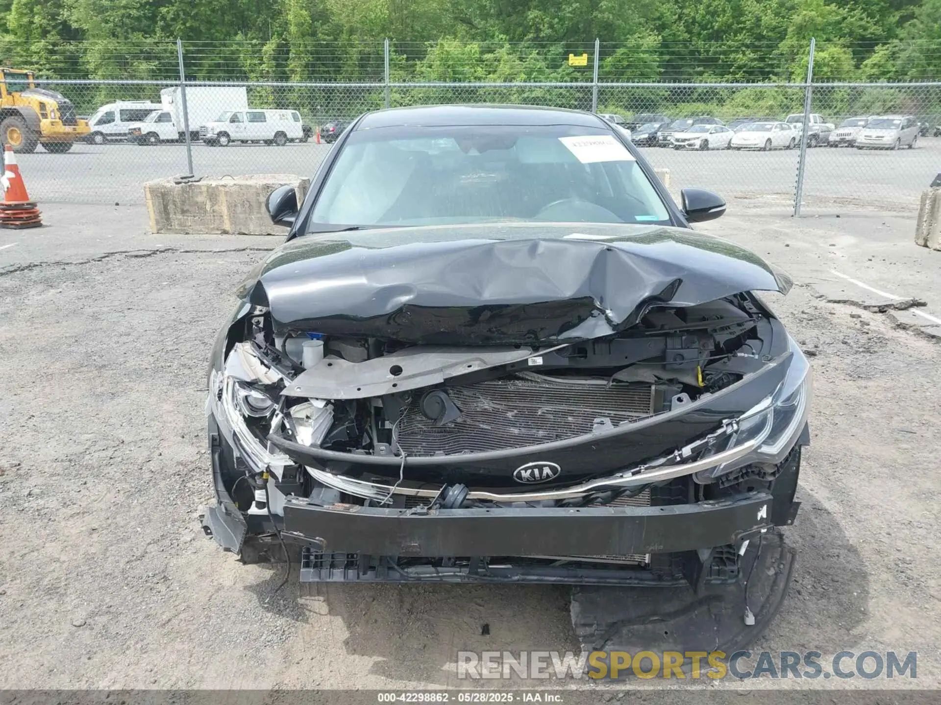 13 Photograph of a damaged car 5XXGT4L3XKG339496 KIA OPTIMA 2019