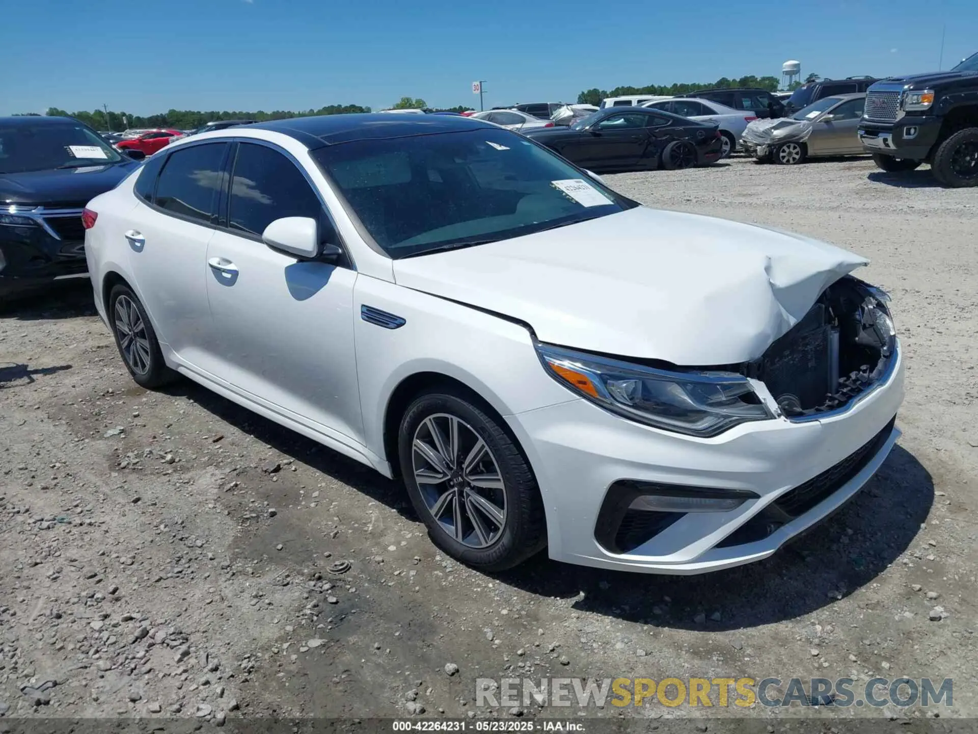 1 Photograph of a damaged car 5XXGT4L3XKG339594 KIA OPTIMA 2019