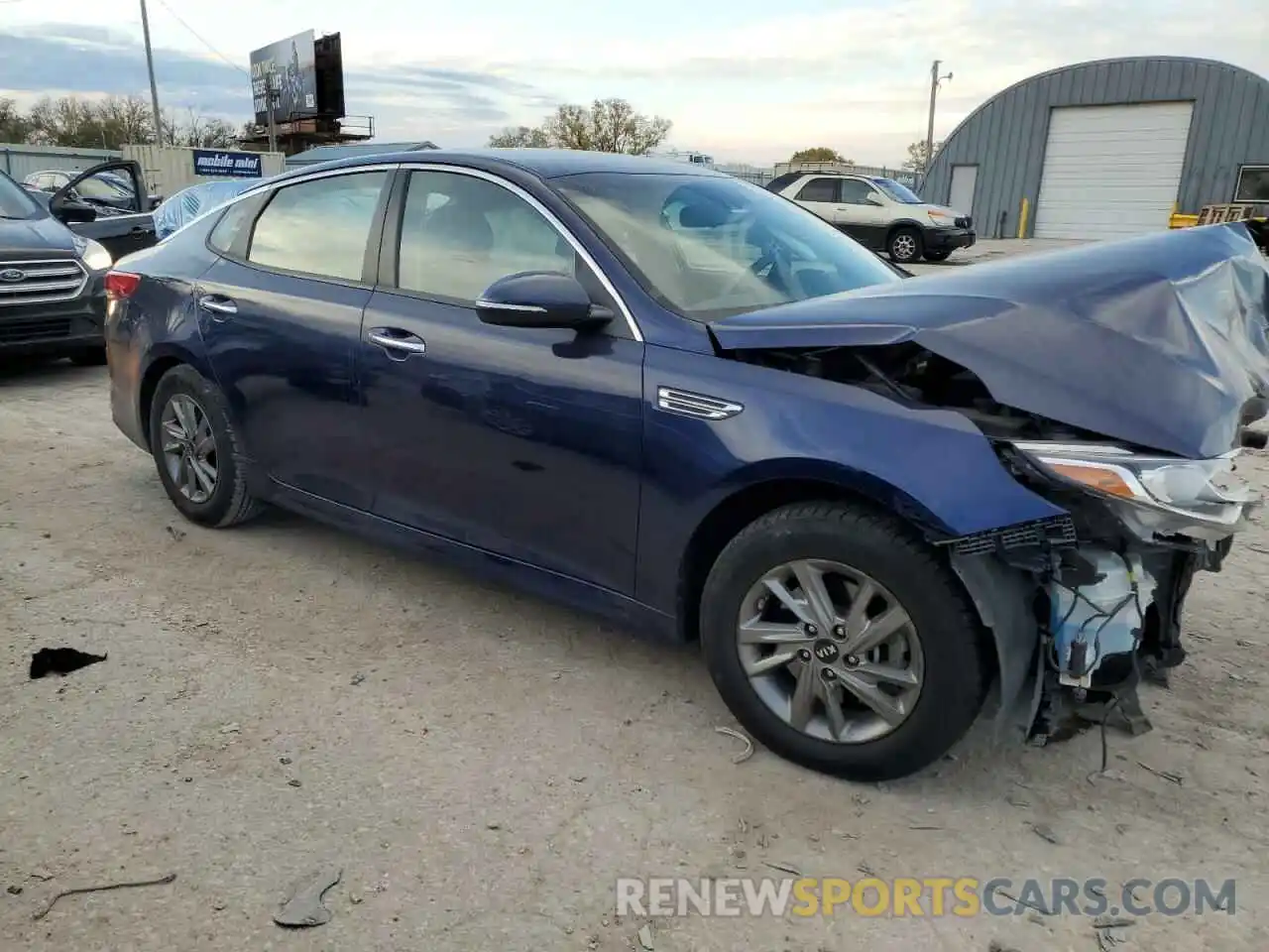 4 Photograph of a damaged car 5XXGT4L3XKG350921 KIA OPTIMA 2019