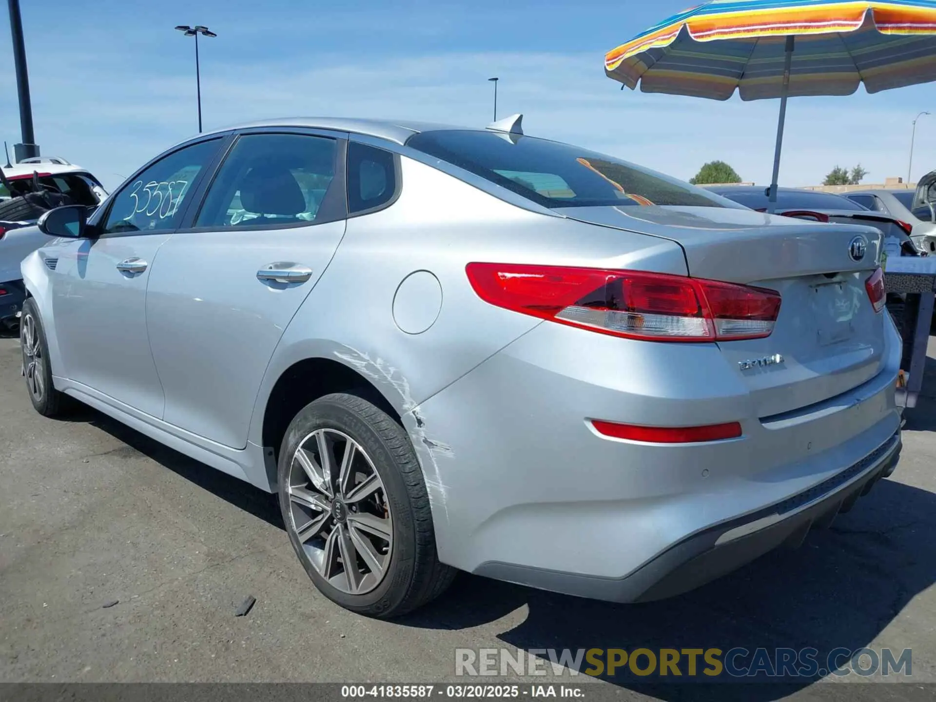 3 Photograph of a damaged car 5XXGT4L3XKG355357 KIA OPTIMA 2019