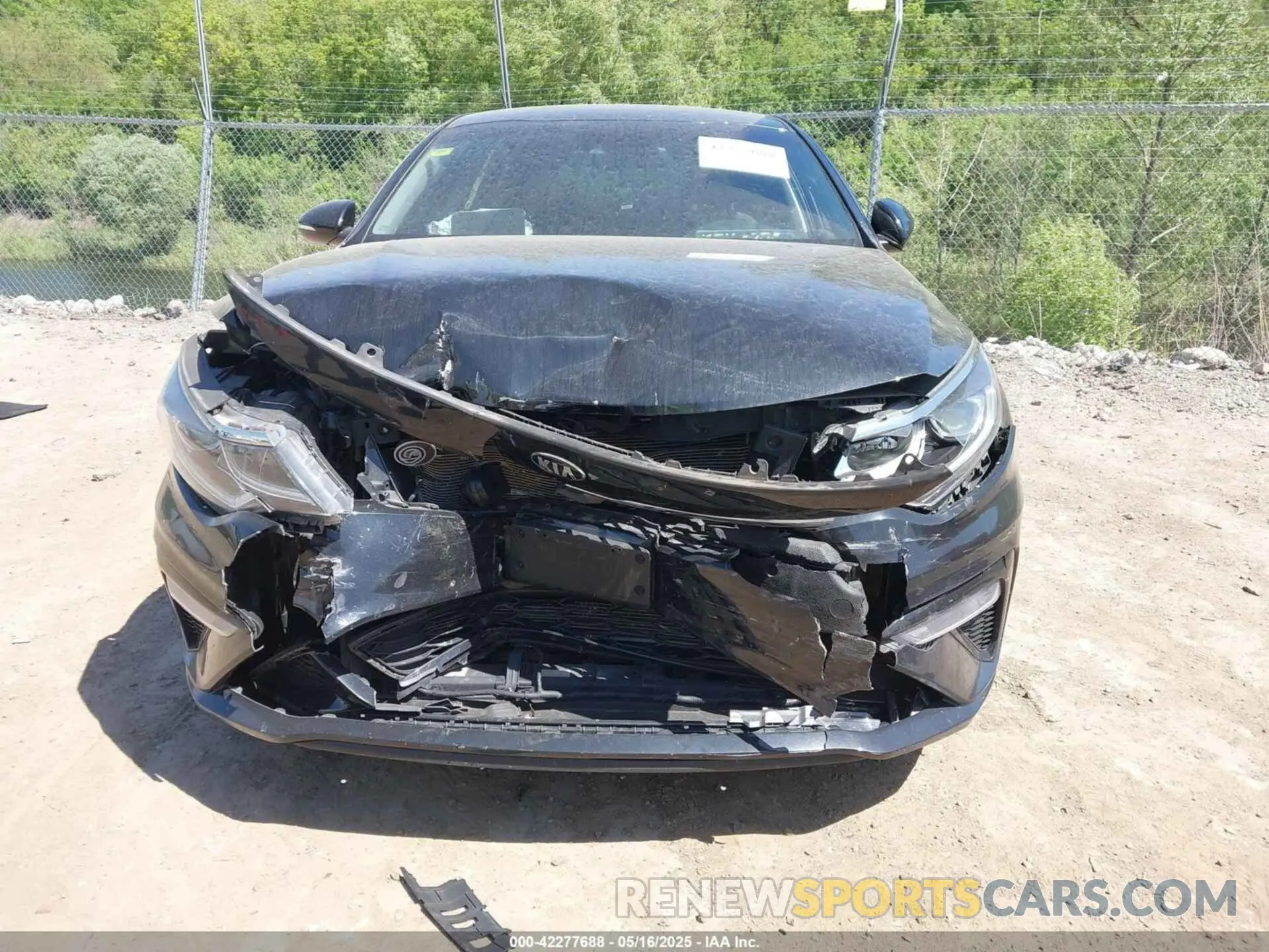 11 Photograph of a damaged car 5XXGT4L3XKG367735 KIA OPTIMA 2019