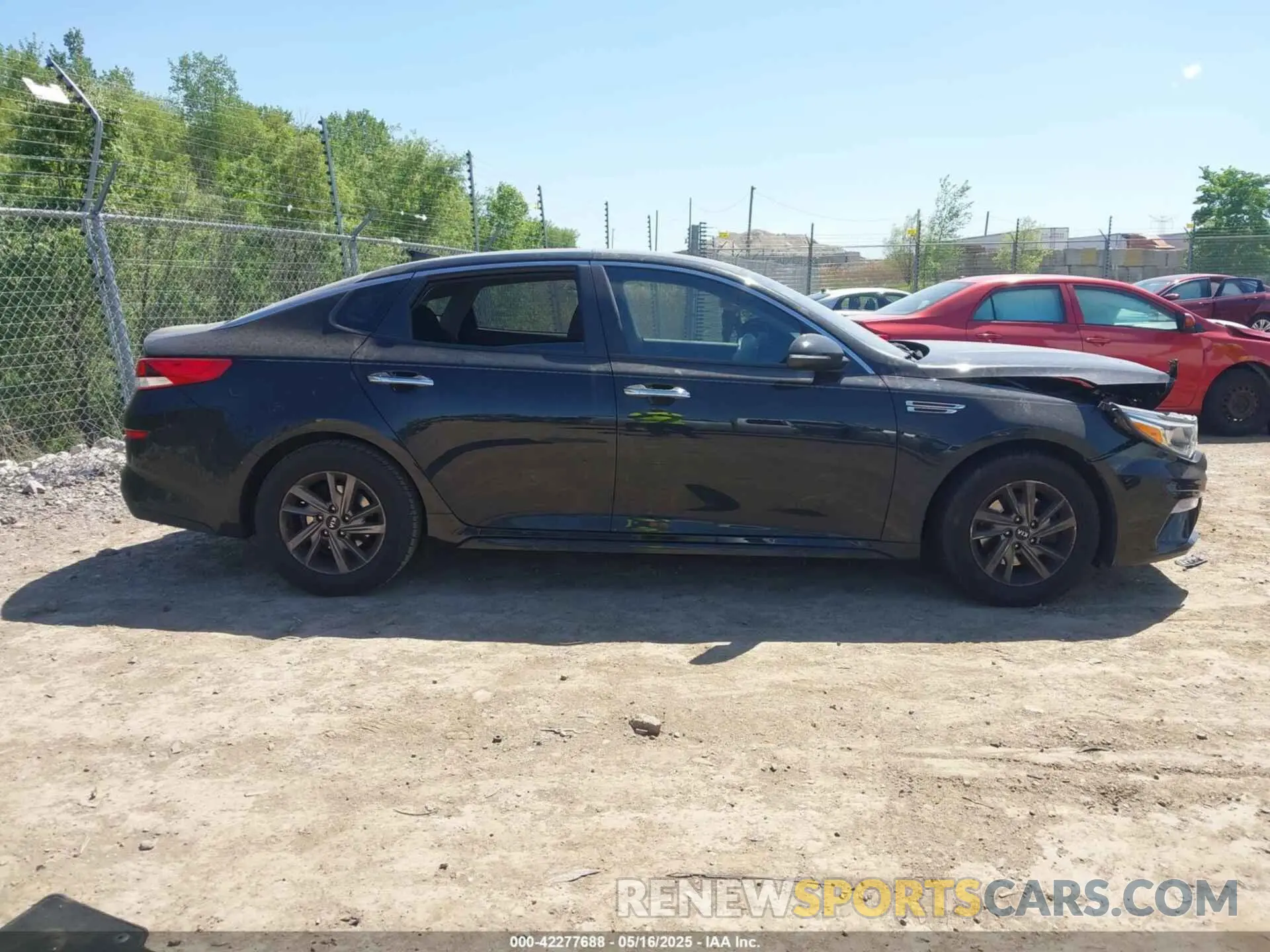 12 Photograph of a damaged car 5XXGT4L3XKG367735 KIA OPTIMA 2019