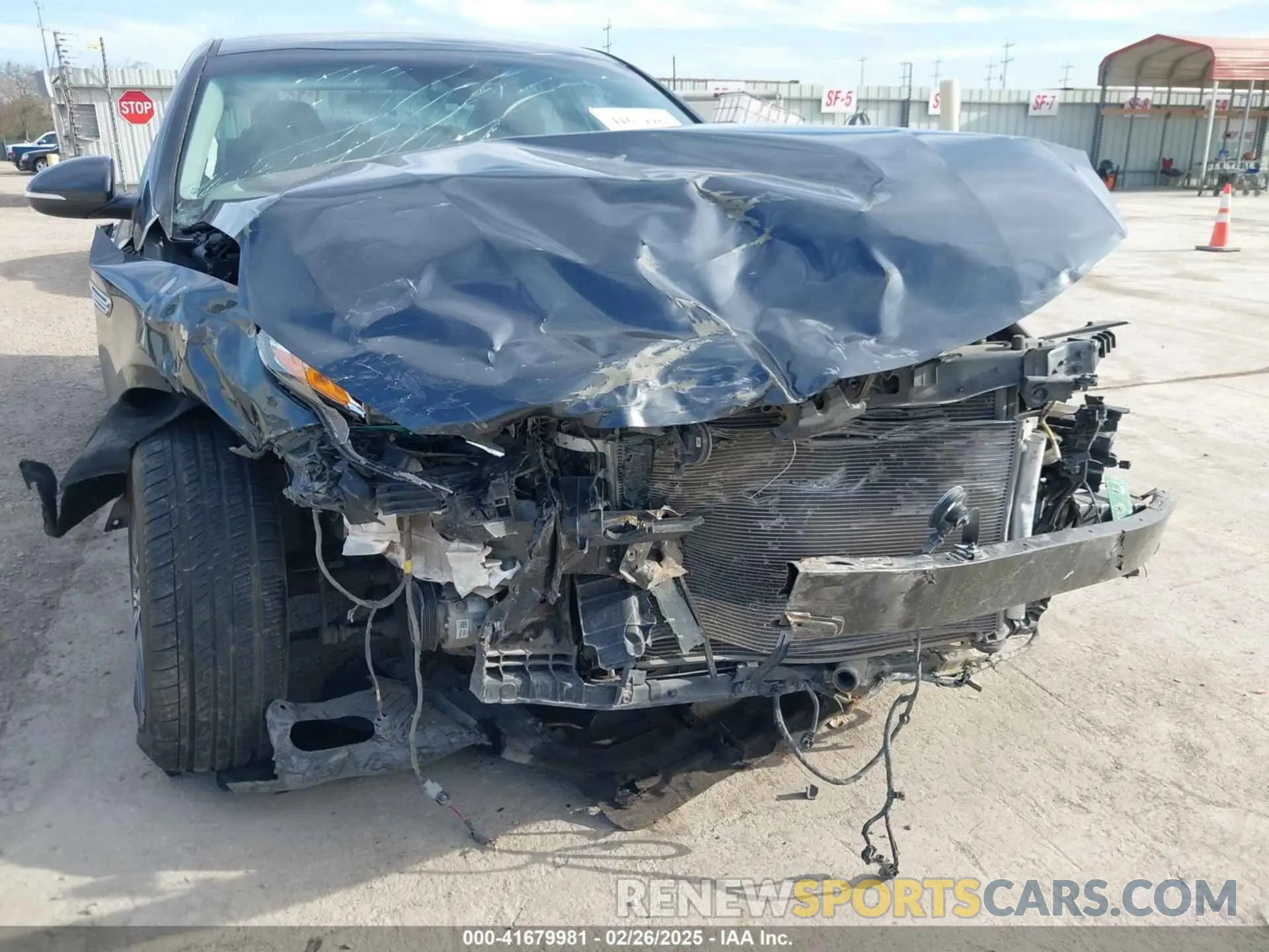 6 Photograph of a damaged car 5XXGT4L3XKG376676 KIA OPTIMA 2019
