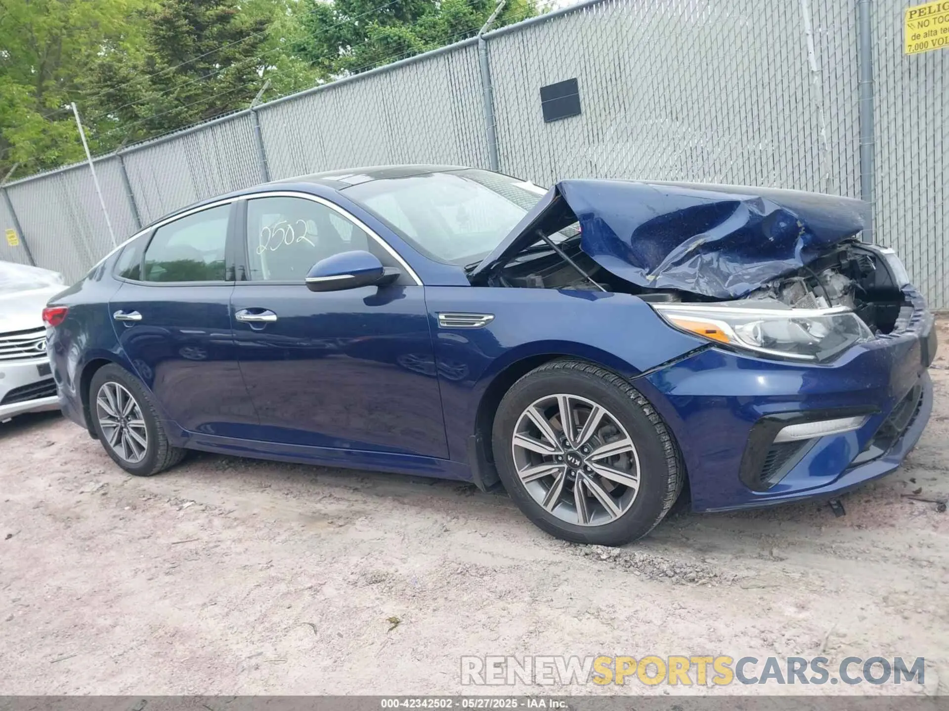 13 Photograph of a damaged car 5XXGU4L11KG301909 KIA OPTIMA 2019
