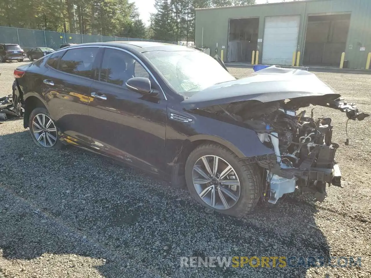 4 Photograph of a damaged car 5XXGU4L12KG368387 KIA OPTIMA 2019