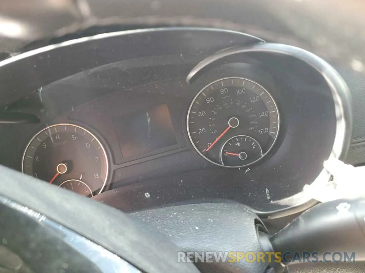 9 Photograph of a damaged car 5XXGU4L12KG368387 KIA OPTIMA 2019