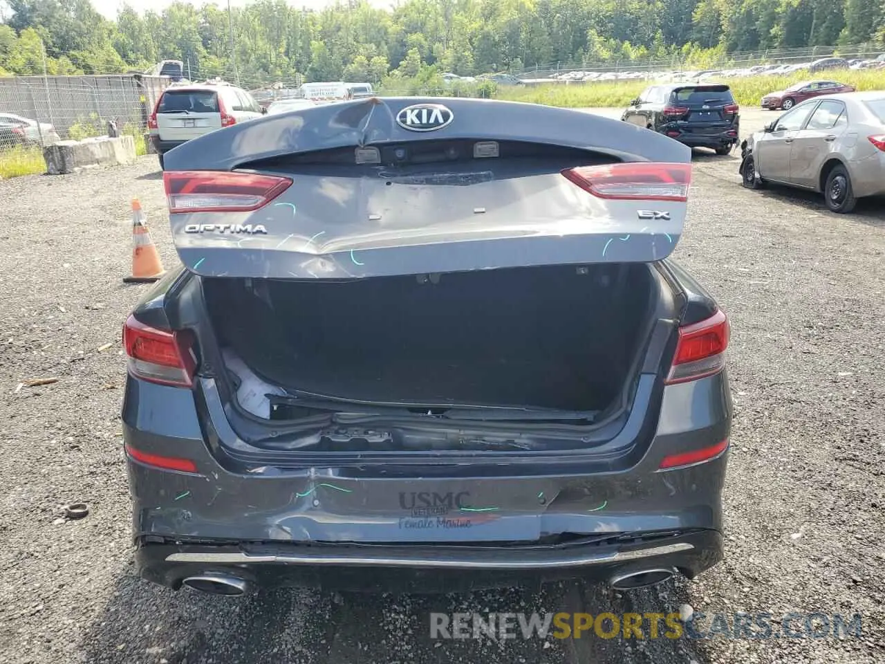 6 Photograph of a damaged car 5XXGU4L13KG310207 KIA OPTIMA 2019