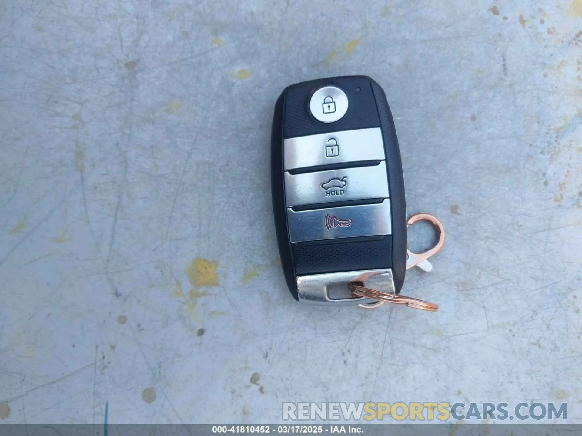 11 Photograph of a damaged car 5XXGU4L13KG313771 KIA OPTIMA 2019