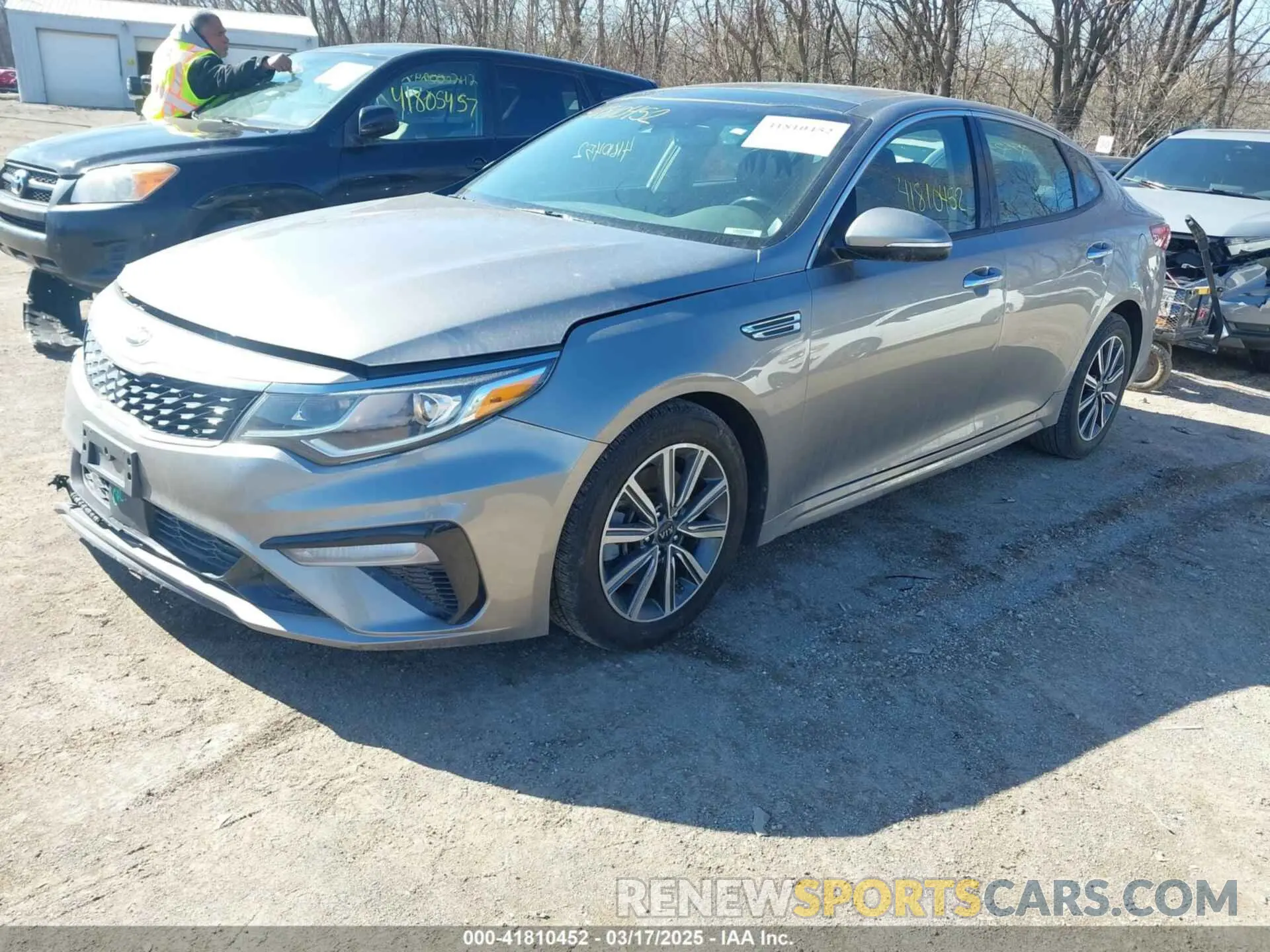 2 Photograph of a damaged car 5XXGU4L13KG313771 KIA OPTIMA 2019