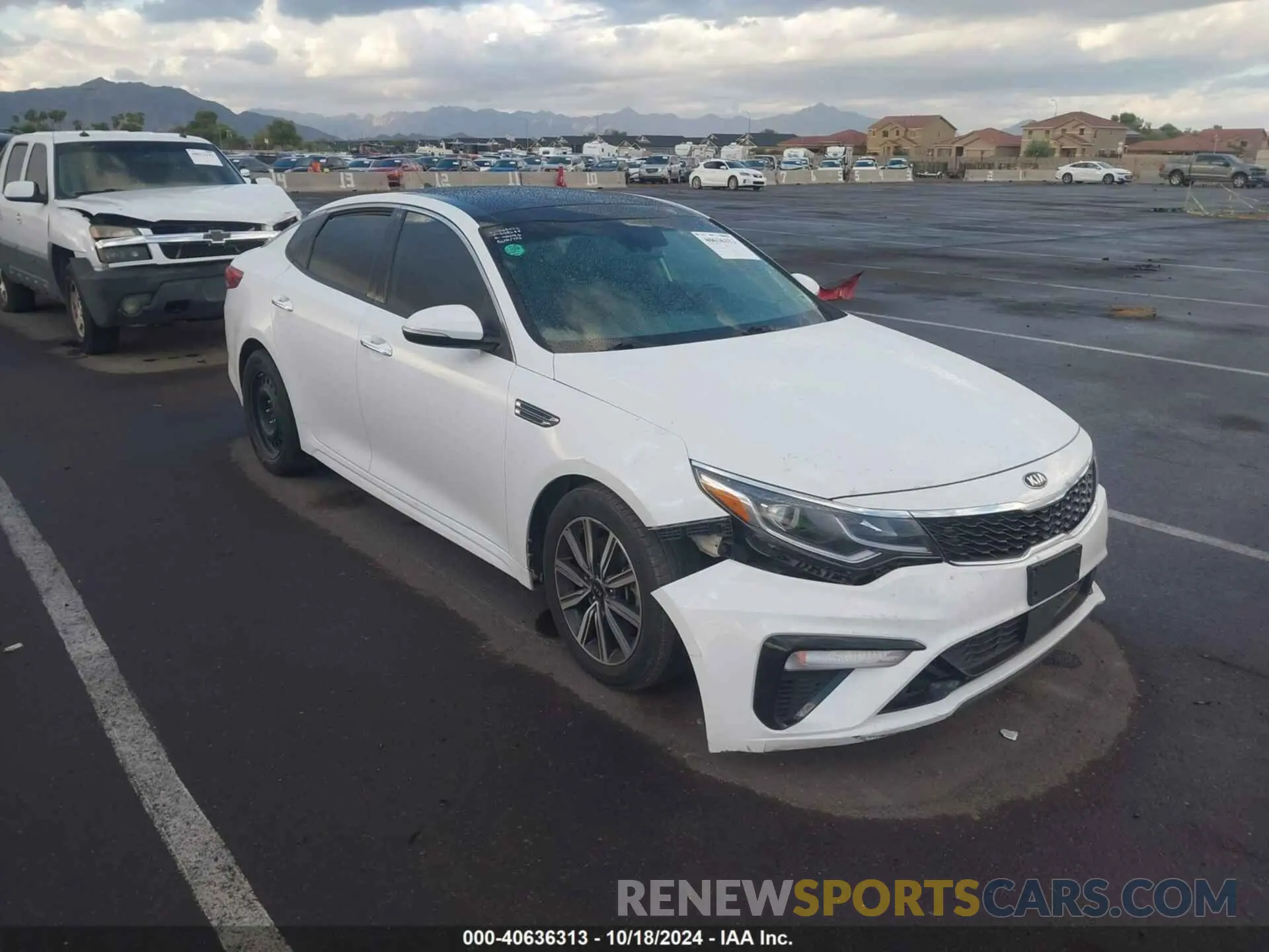 1 Photograph of a damaged car 5XXGU4L14KG302388 KIA OPTIMA 2019