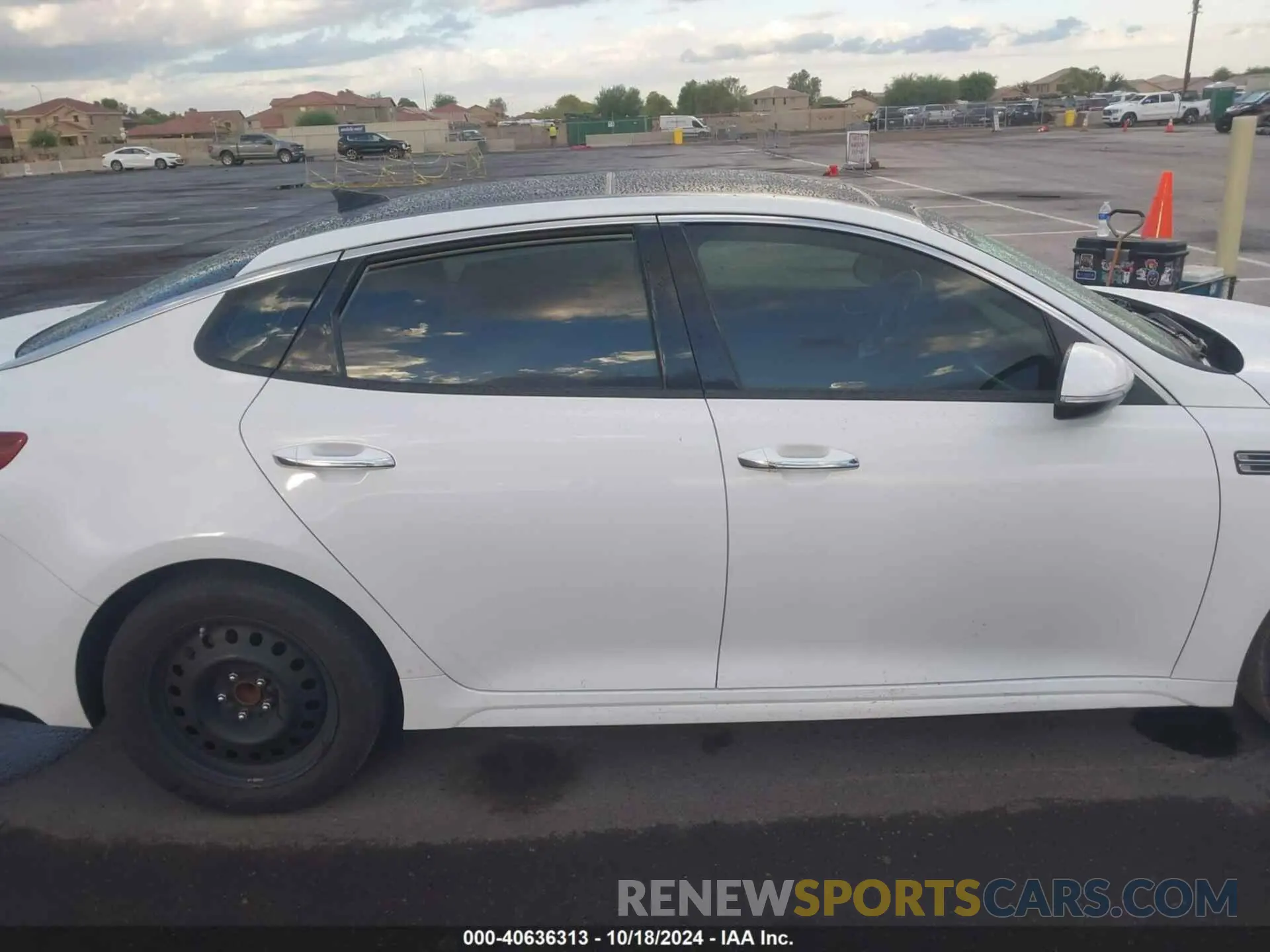 12 Photograph of a damaged car 5XXGU4L14KG302388 KIA OPTIMA 2019