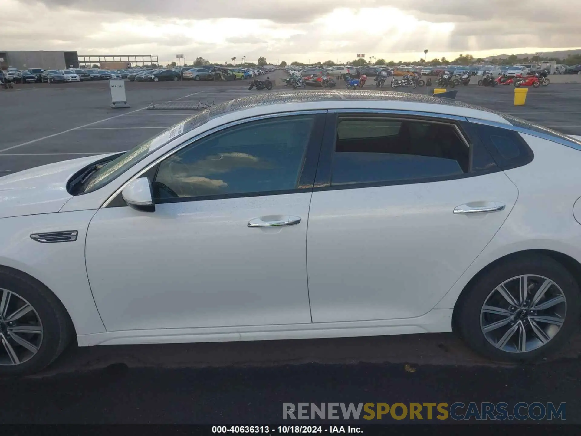 13 Photograph of a damaged car 5XXGU4L14KG302388 KIA OPTIMA 2019