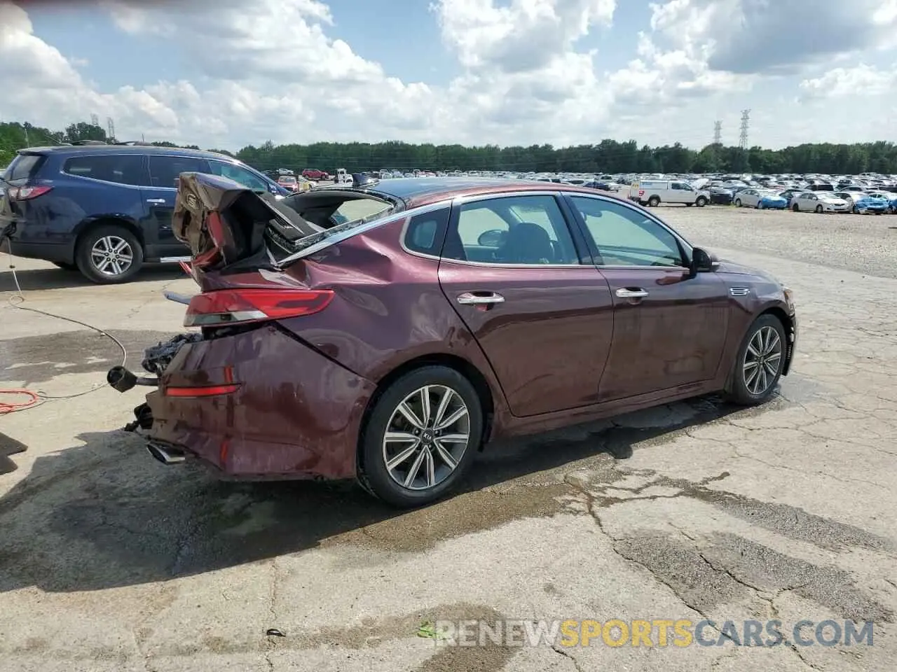 3 Photograph of a damaged car 5XXGU4L14KG311477 KIA OPTIMA 2019