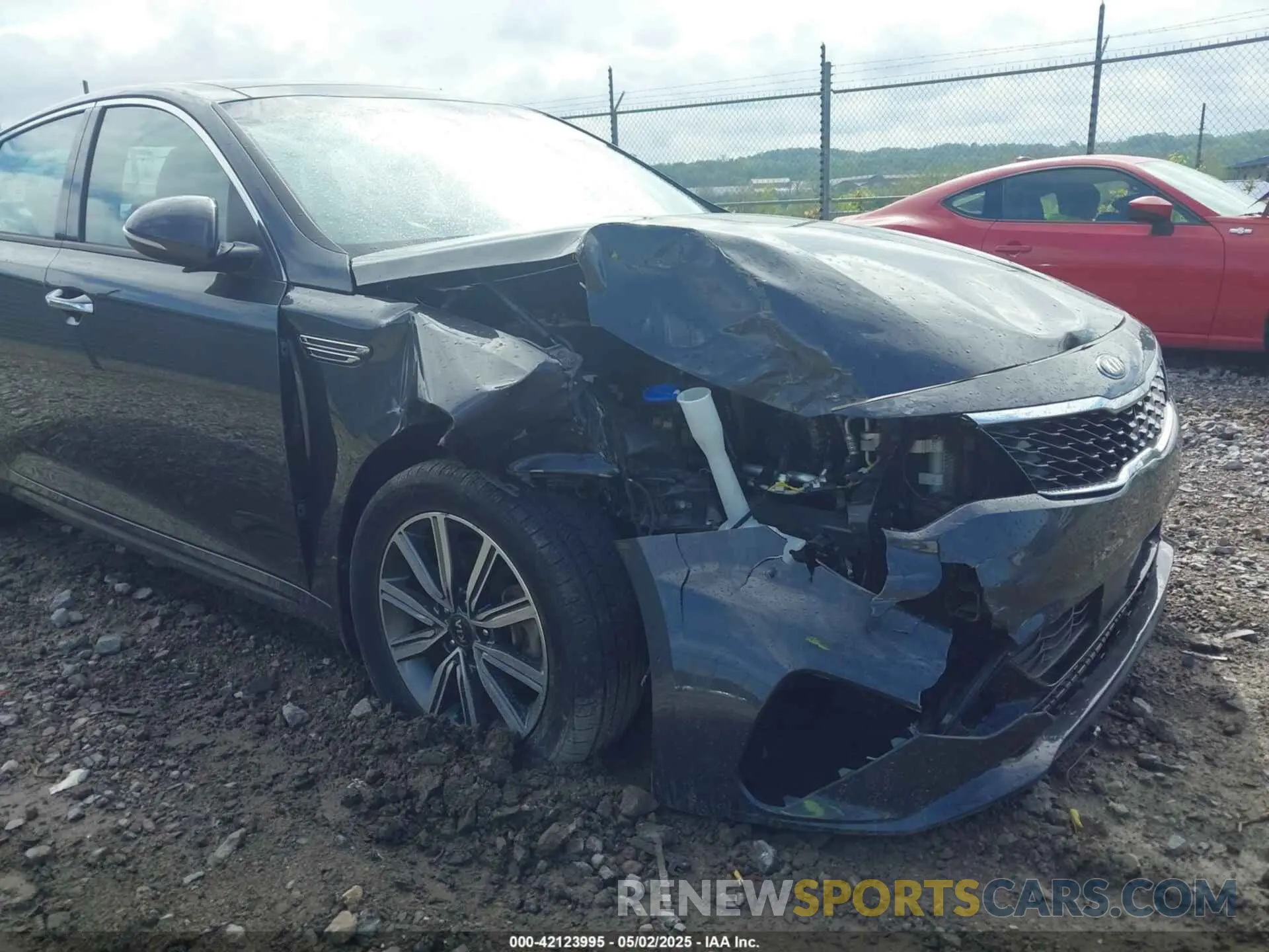 6 Photograph of a damaged car 5XXGU4L15KG318728 KIA OPTIMA 2019