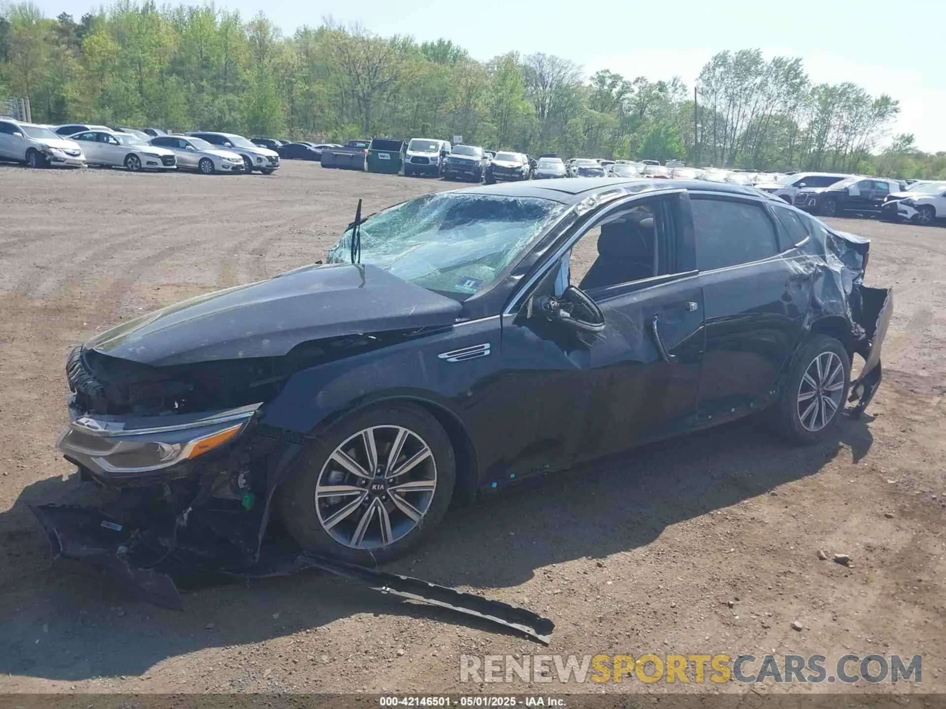 13 Photograph of a damaged car 5XXGU4L17KG323378 KIA OPTIMA 2019