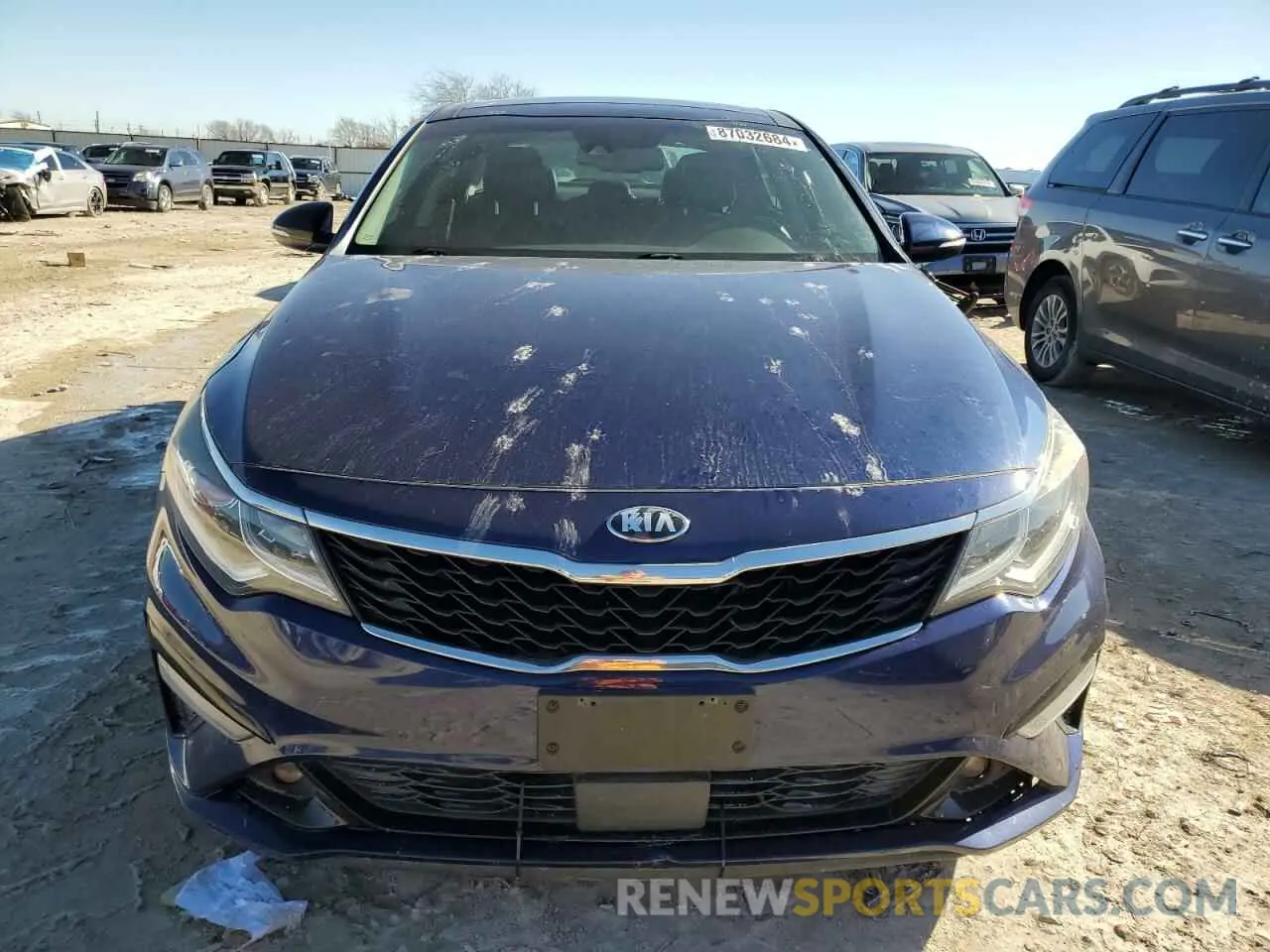 5 Photograph of a damaged car 5XXGU4L18KG292402 KIA OPTIMA 2019