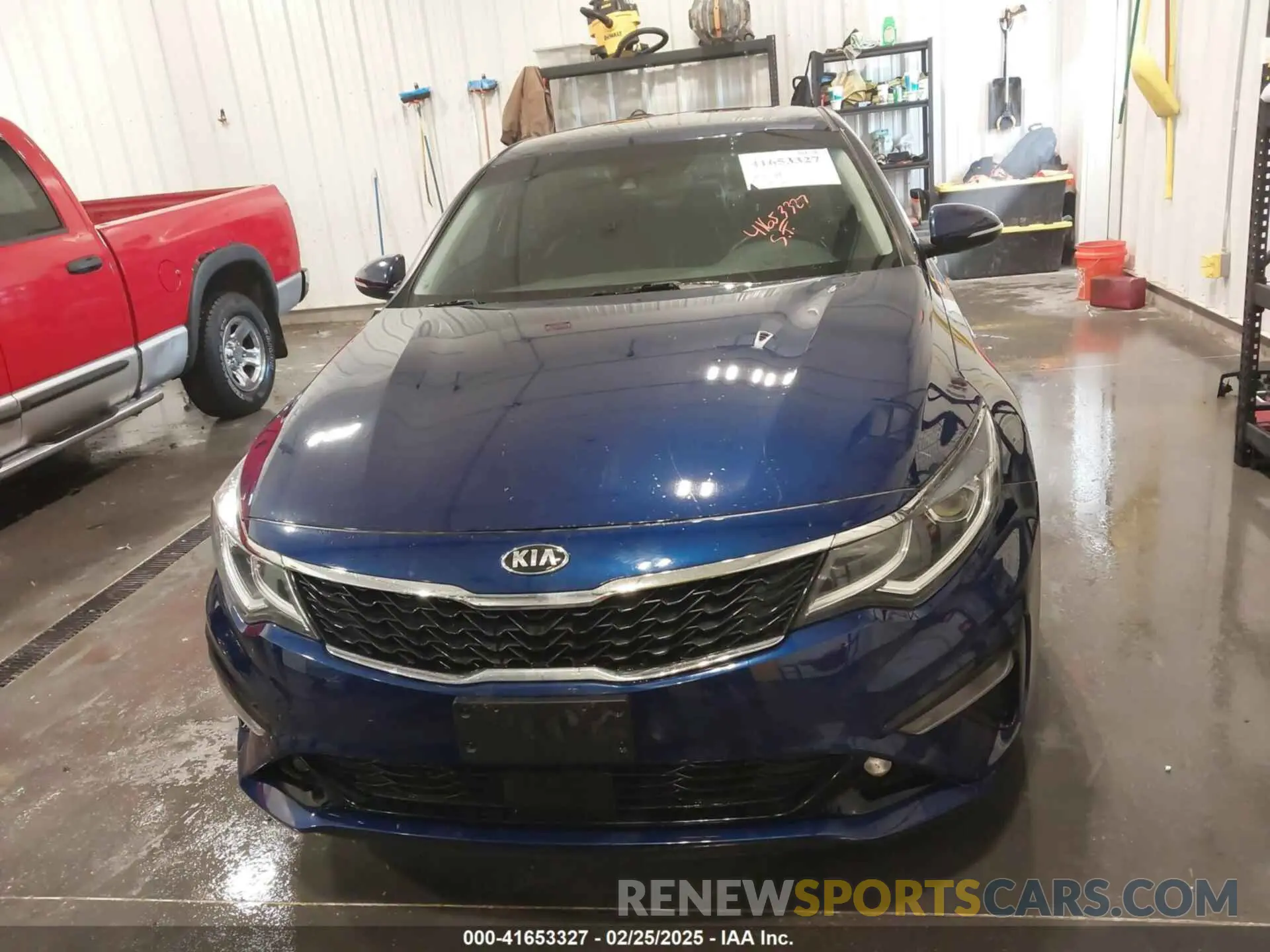 12 Photograph of a damaged car 5XXGU4L19KG285328 KIA OPTIMA 2019