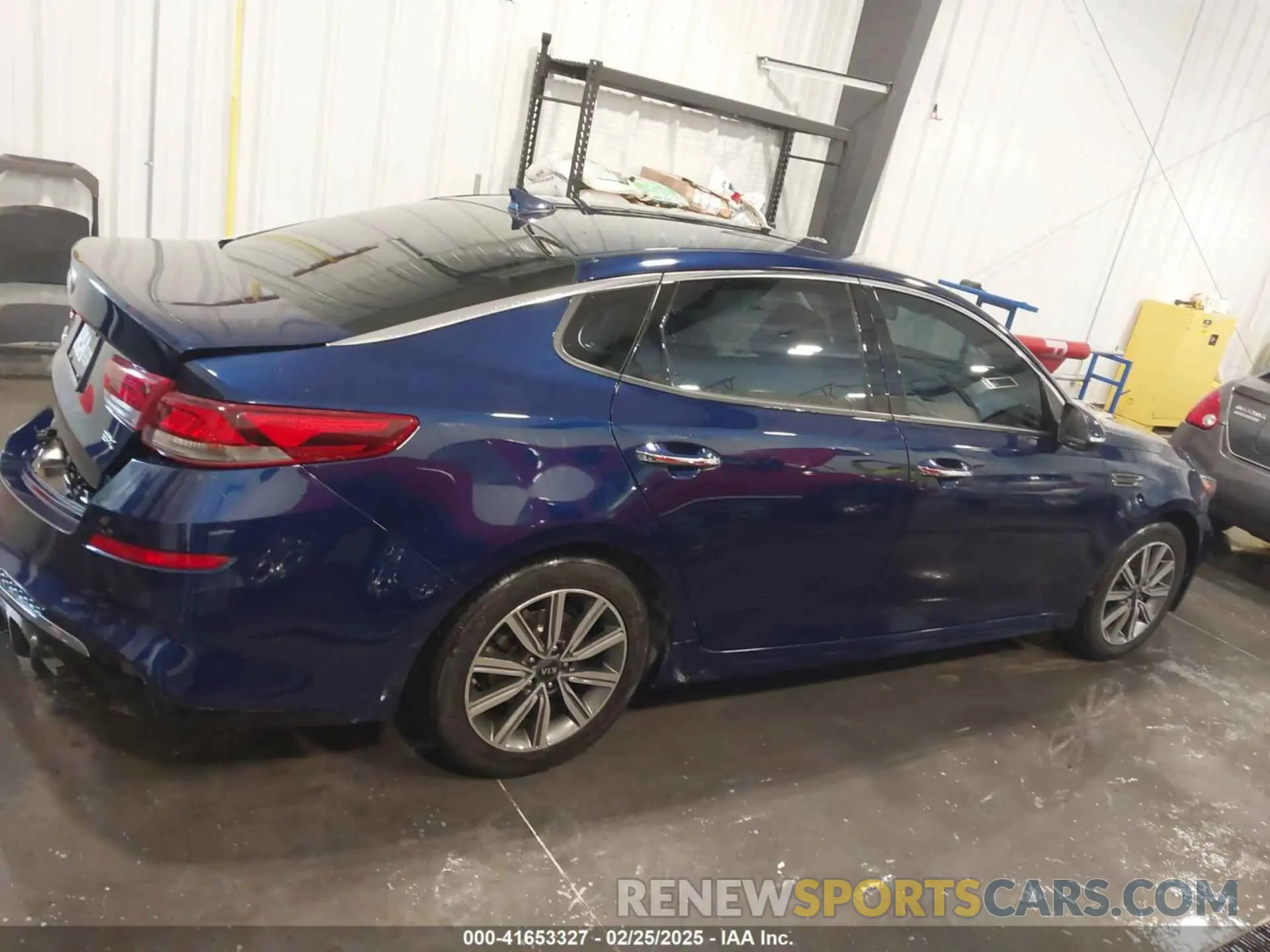 13 Photograph of a damaged car 5XXGU4L19KG285328 KIA OPTIMA 2019