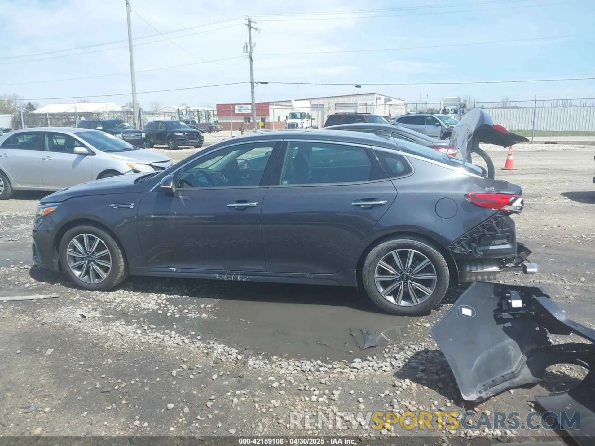 14 Photograph of a damaged car 5XXGU4L19KG307229 KIA OPTIMA 2019