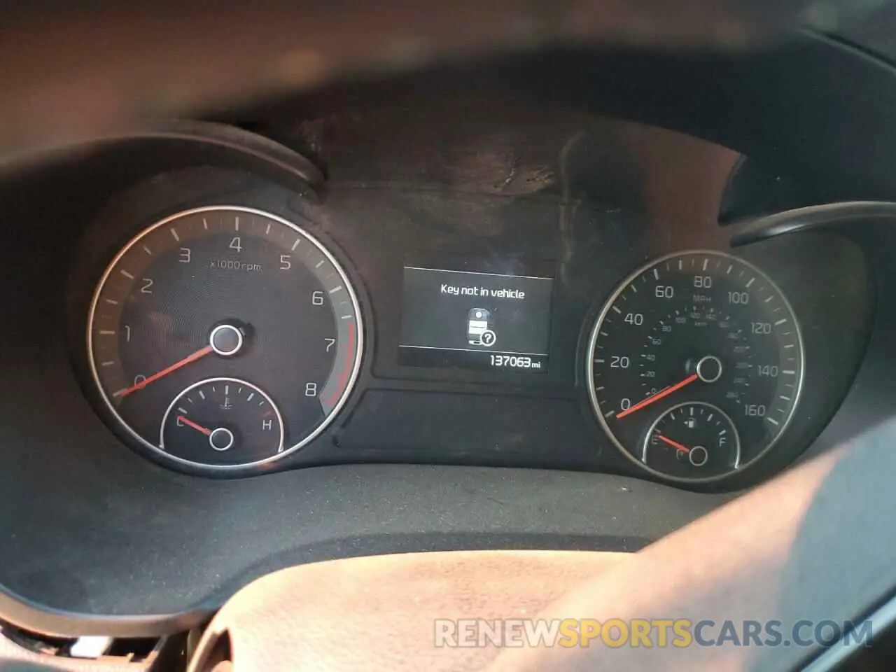 9 Photograph of a damaged car 5XXGU4L19KG318361 KIA OPTIMA 2019