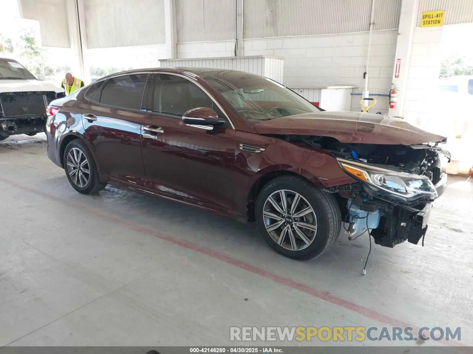 1 Photograph of a damaged car 5XXGU4L1XKG302900 KIA OPTIMA 2019