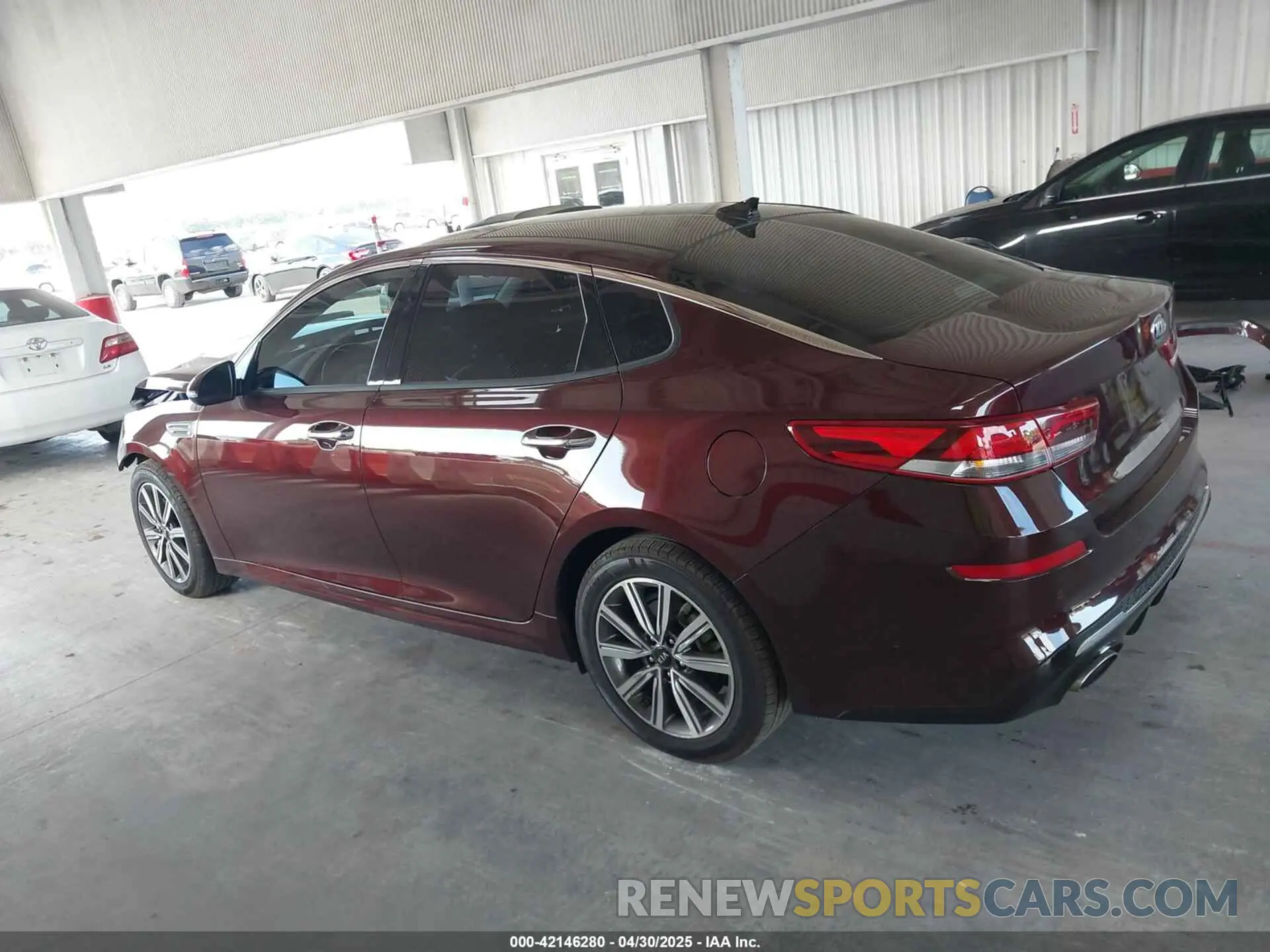 15 Photograph of a damaged car 5XXGU4L1XKG302900 KIA OPTIMA 2019