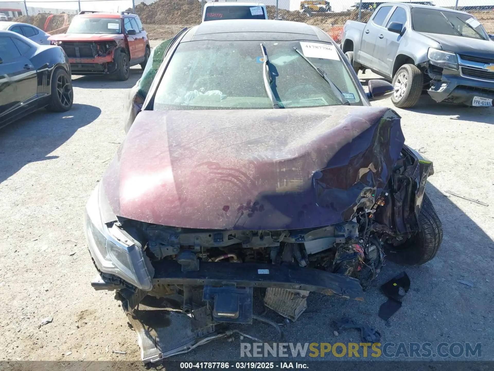 11 Photograph of a damaged car 5XXGU4L1XKG342572 KIA OPTIMA 2019