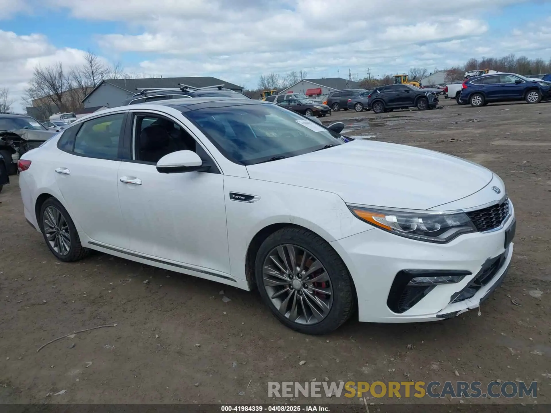 13 Photograph of a damaged car 5XXGV4L20KG310302 KIA OPTIMA 2019