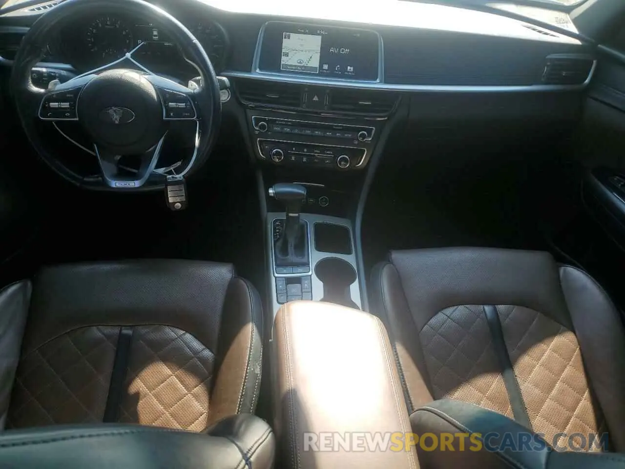 8 Photograph of a damaged car 5XXGV4L20KG313832 KIA OPTIMA 2019