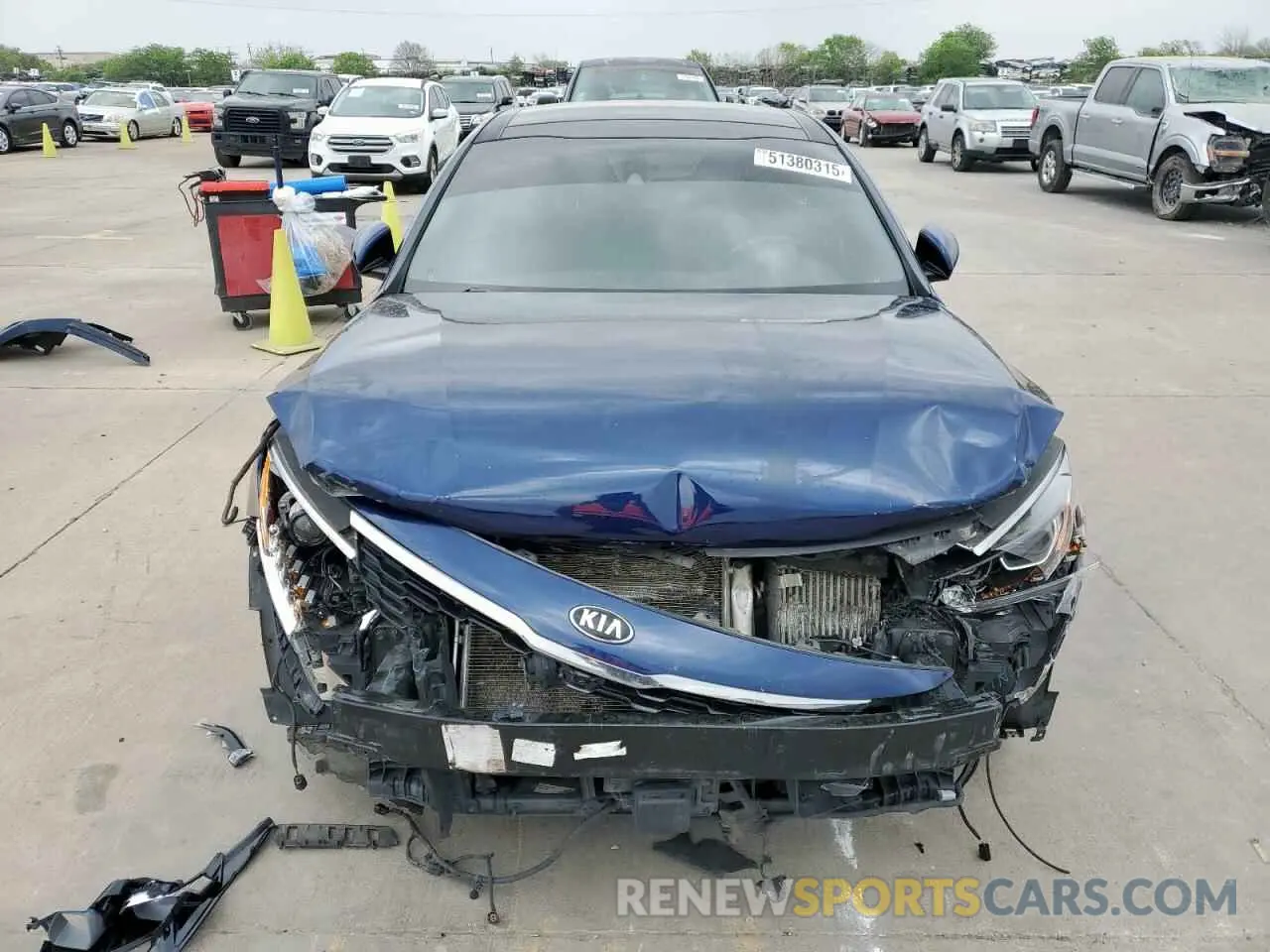 5 Photograph of a damaged car 5XXGV4L26KG304231 KIA OPTIMA 2019