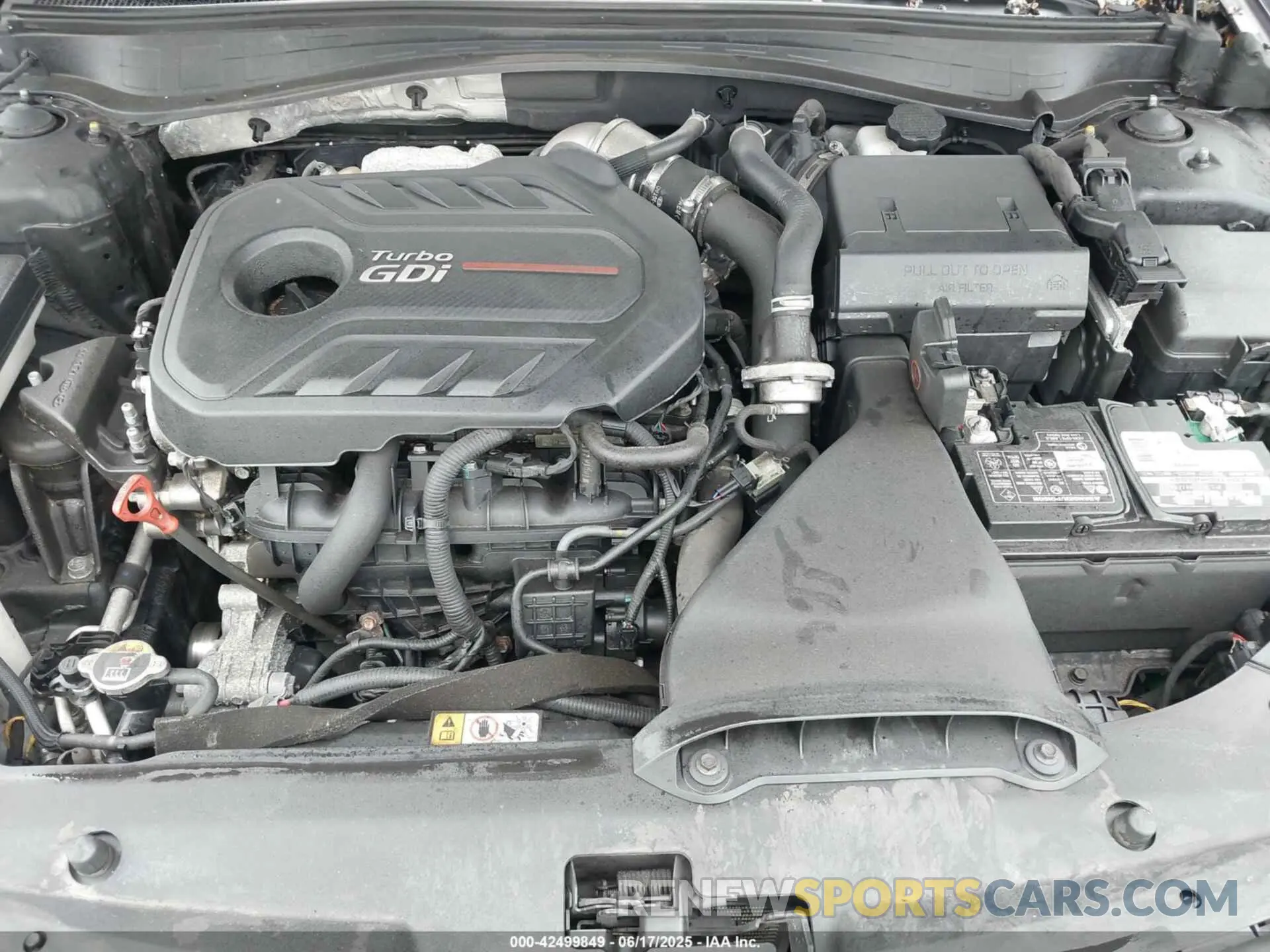 10 Photograph of a damaged car 5XXGV4L28KG306871 KIA OPTIMA 2019