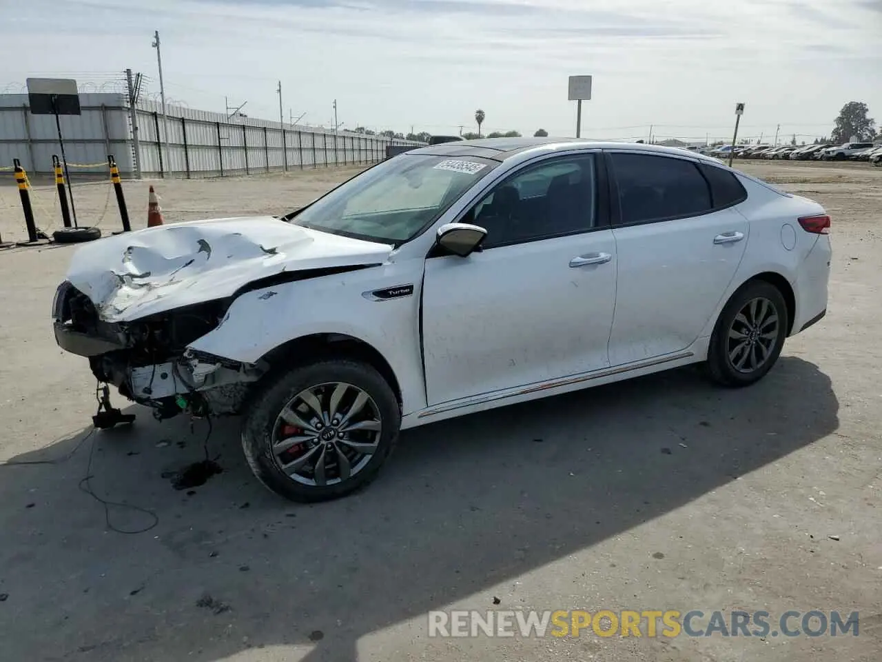 1 Photograph of a damaged car 5XXGV4L2XKG330038 KIA OPTIMA 2019