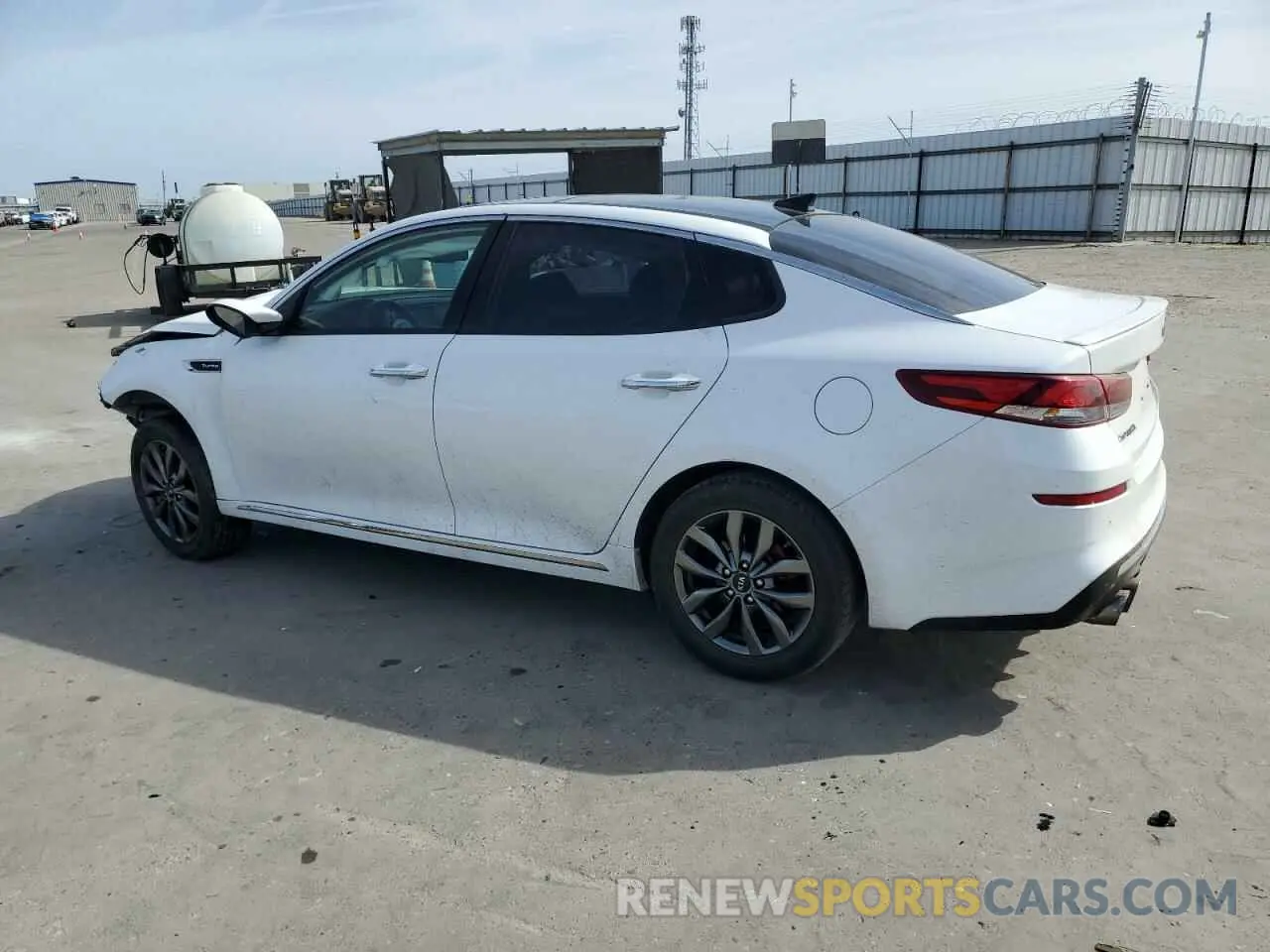 2 Photograph of a damaged car 5XXGV4L2XKG330038 KIA OPTIMA 2019
