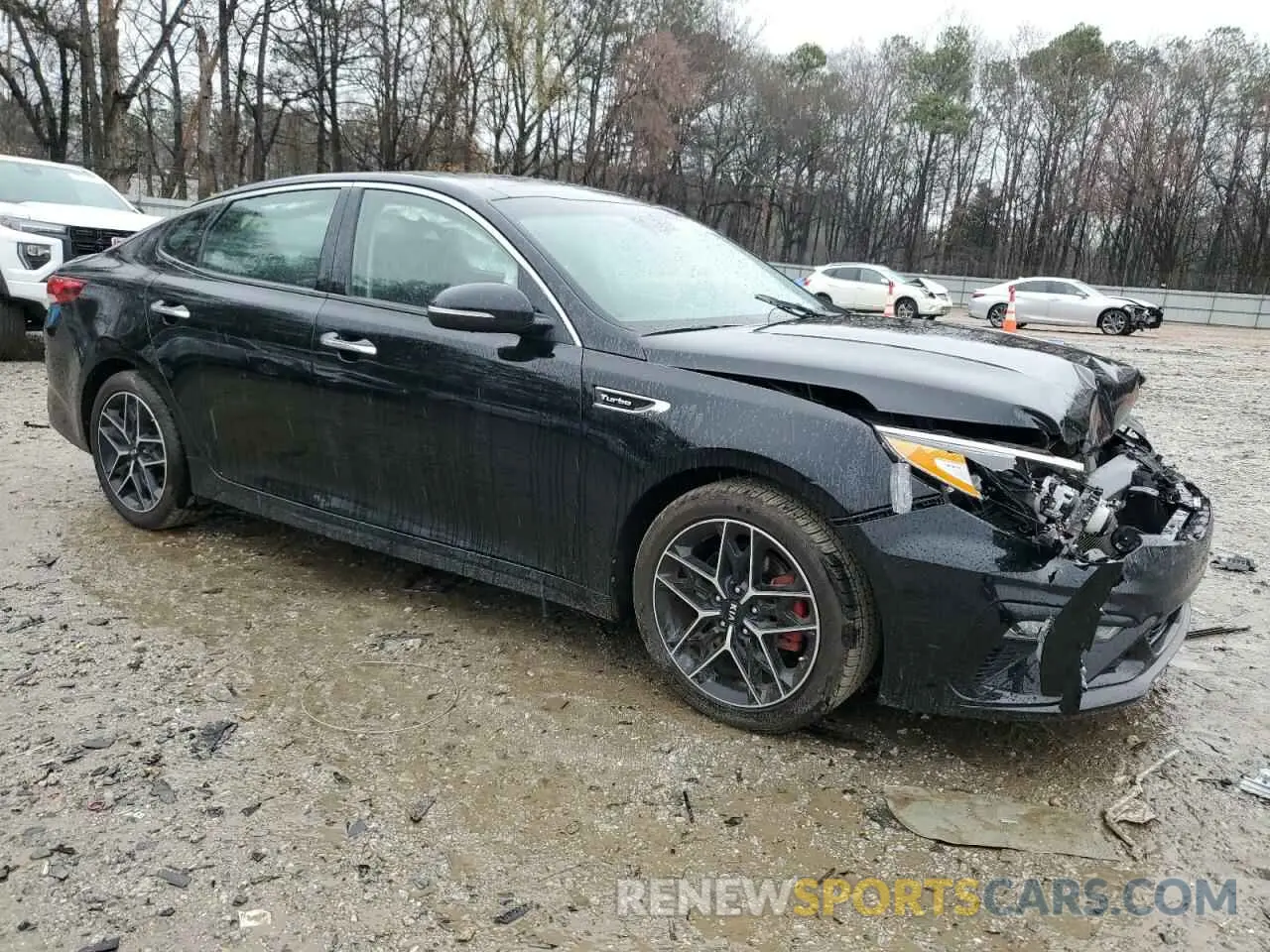 4 Photograph of a damaged car 5XXGW4L23KG301154 KIA OPTIMA 2019