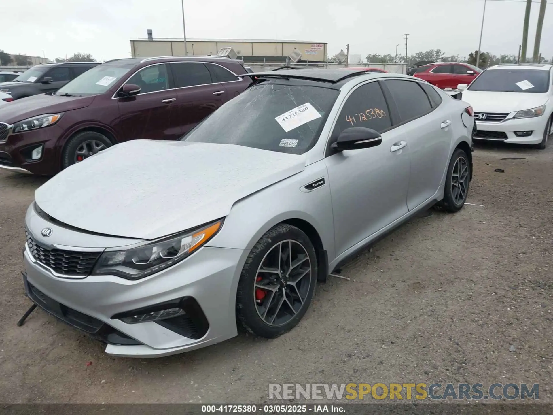 2 Photograph of a damaged car 5XXGW4L24KG290679 KIA OPTIMA 2019