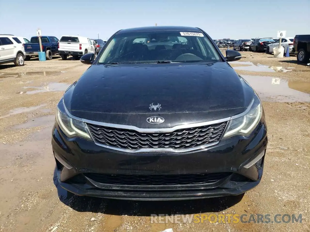5 Photograph of a damaged car 5XXGT4L30LG387994 KIA OPTIMA 2020