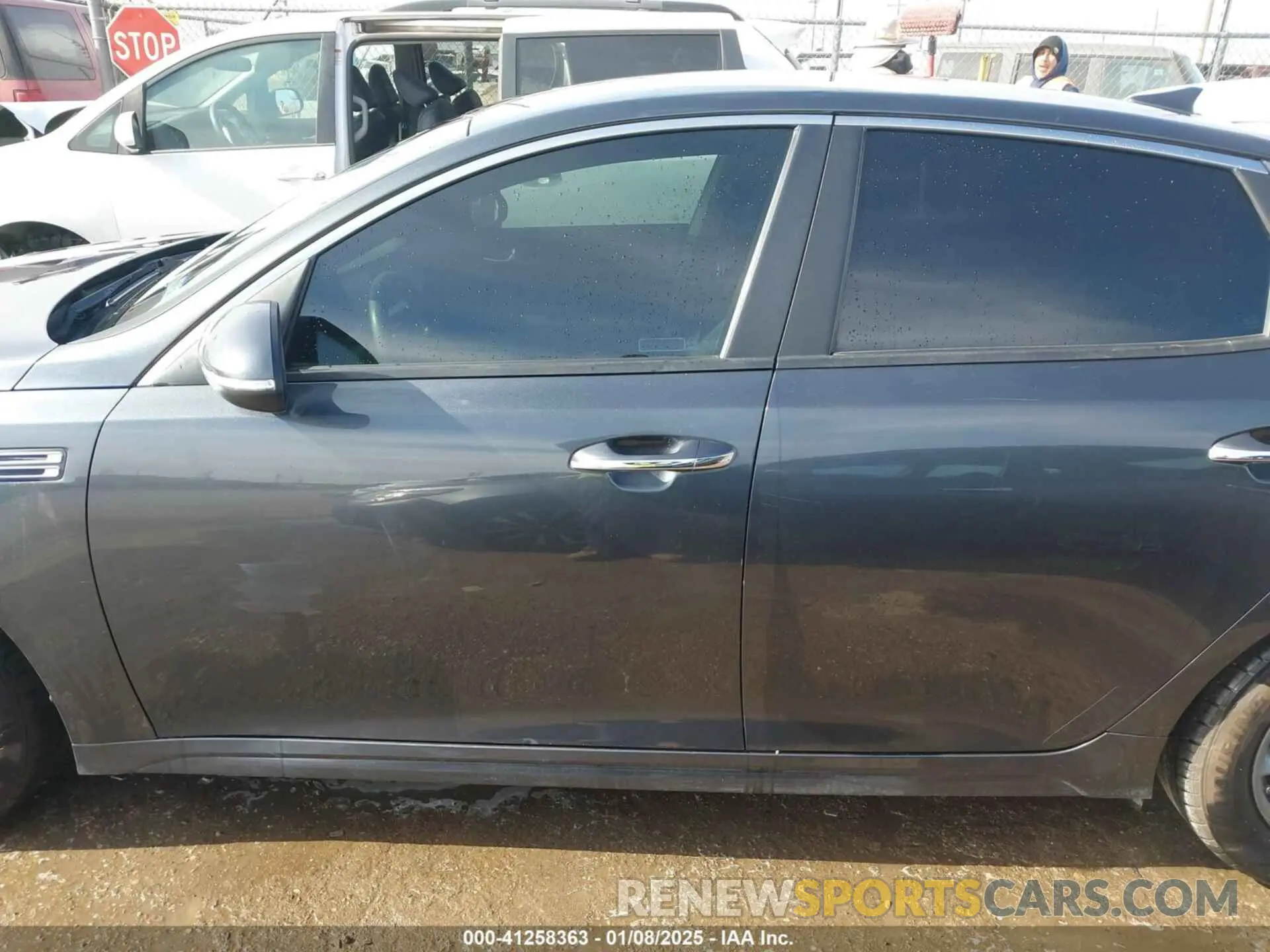 14 Photograph of a damaged car 5XXGT4L30LG393181 KIA OPTIMA 2020
