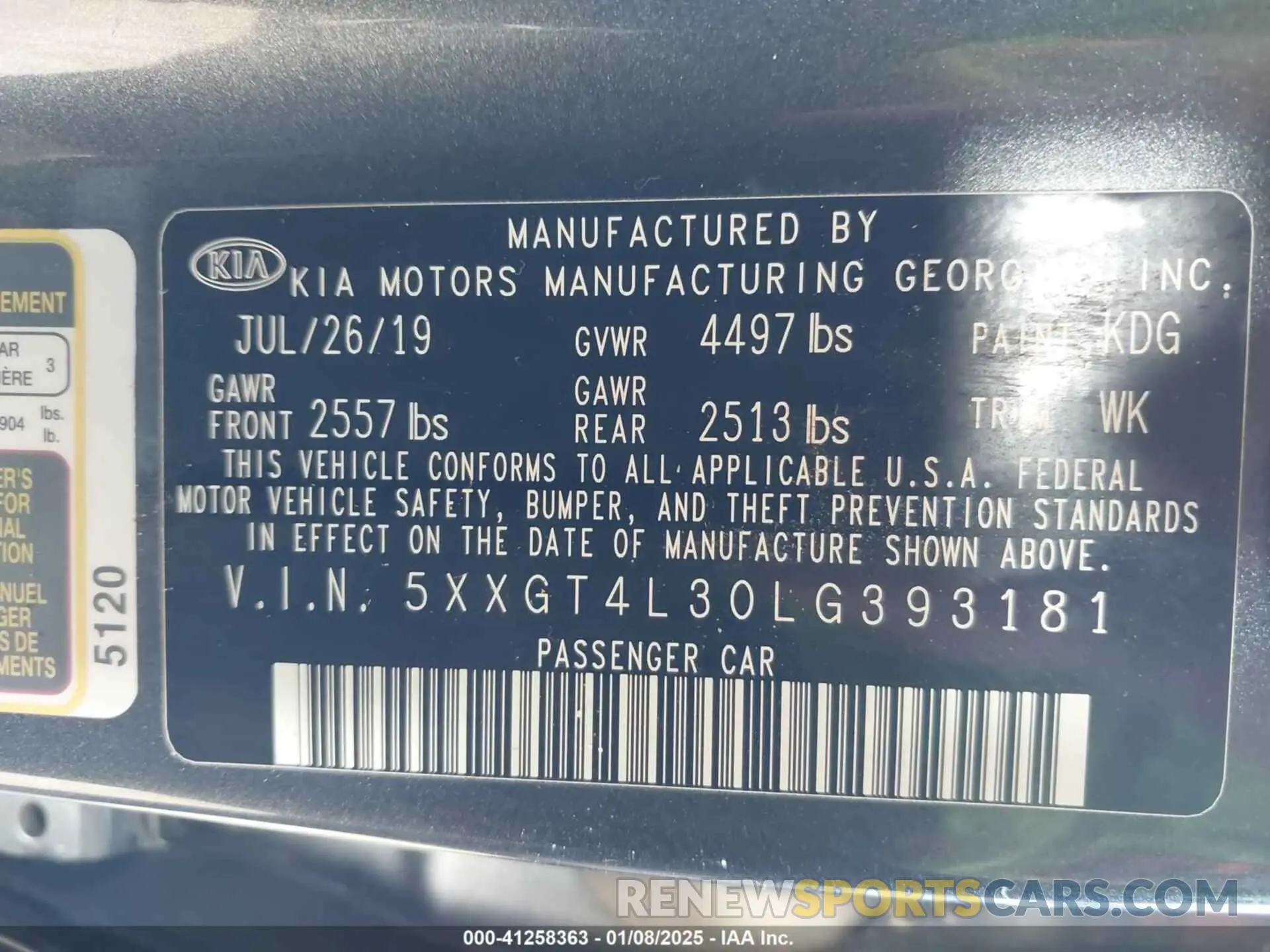 9 Photograph of a damaged car 5XXGT4L30LG393181 KIA OPTIMA 2020