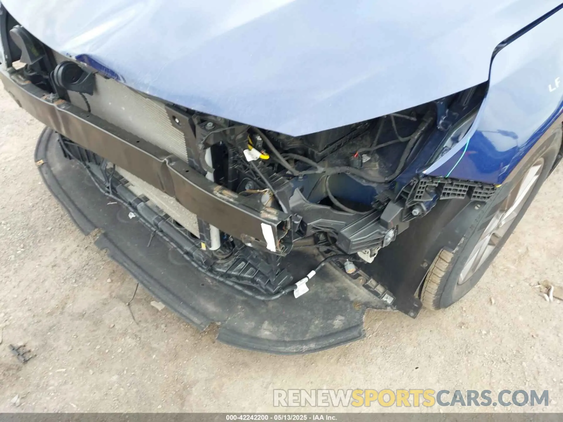 17 Photograph of a damaged car 5XXGT4L30LG396033 KIA OPTIMA 2020