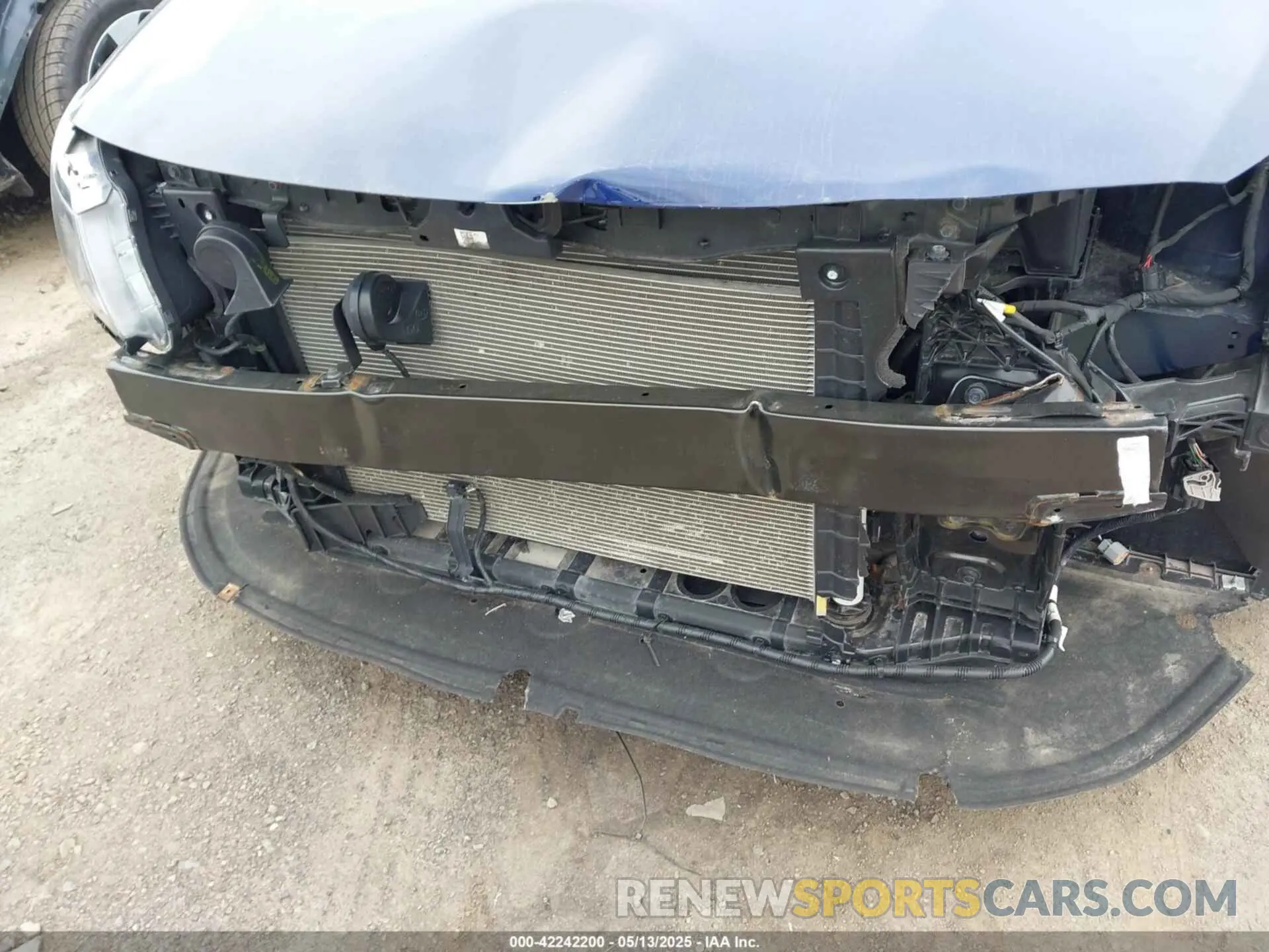 6 Photograph of a damaged car 5XXGT4L30LG396033 KIA OPTIMA 2020
