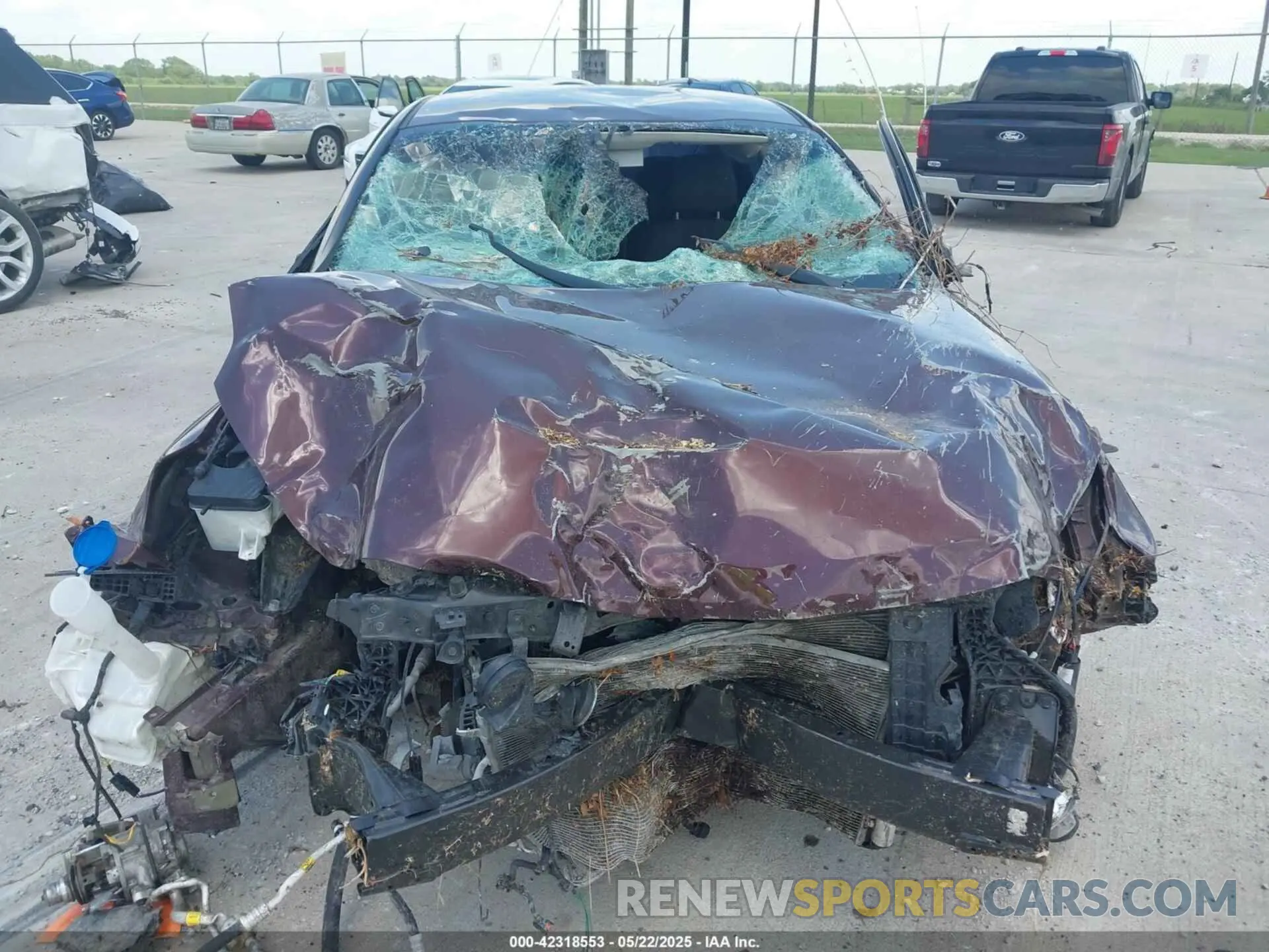 10 Photograph of a damaged car 5XXGT4L30LG397487 KIA OPTIMA 2020