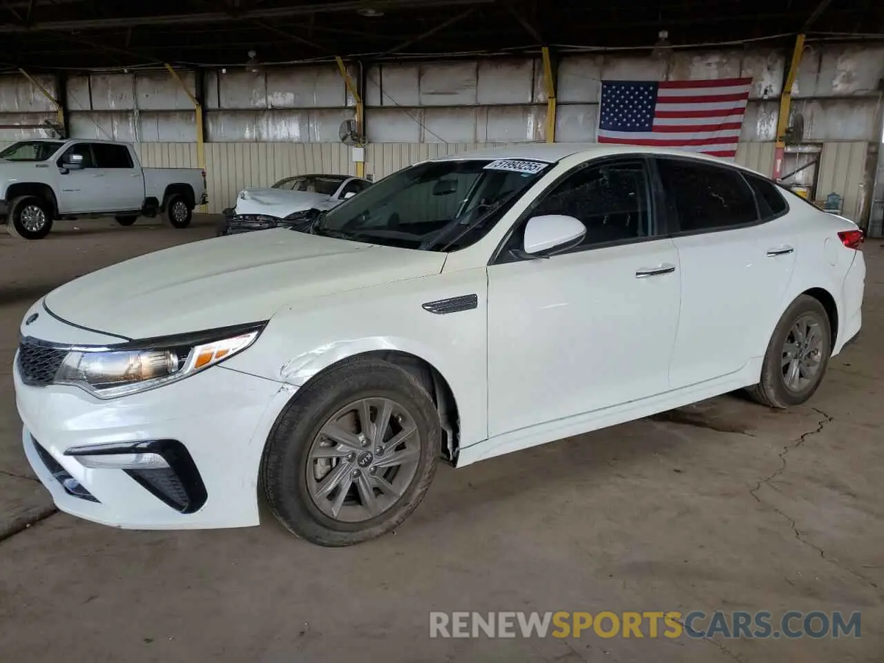 1 Photograph of a damaged car 5XXGT4L30LG397571 KIA OPTIMA 2020