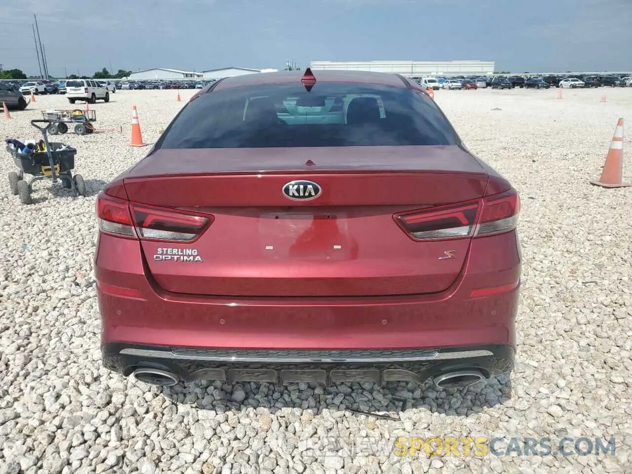 6 Photograph of a damaged car 5XXGT4L30LG405815 KIA OPTIMA 2020