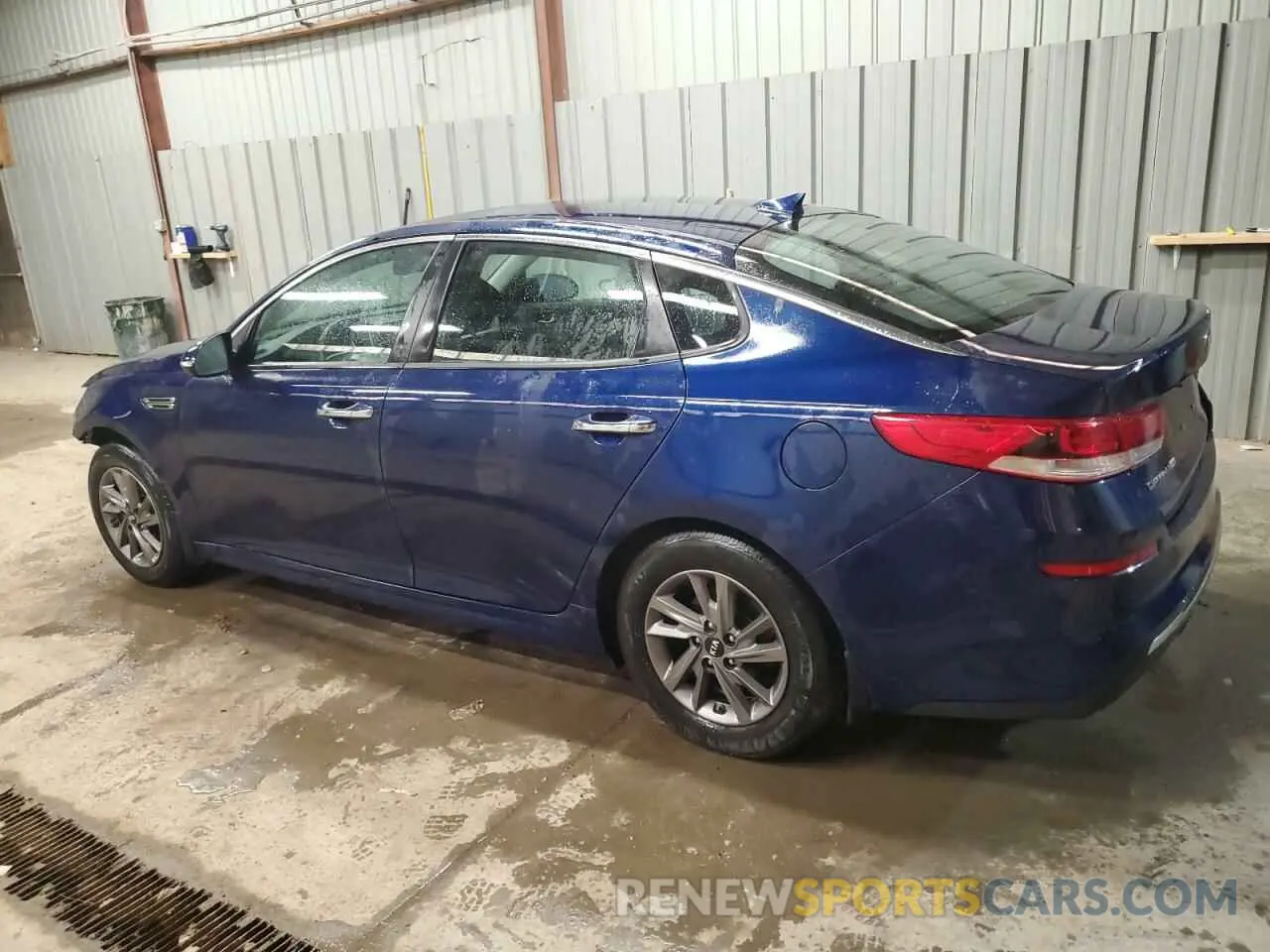 2 Photograph of a damaged car 5XXGT4L30LG408570 KIA OPTIMA 2020