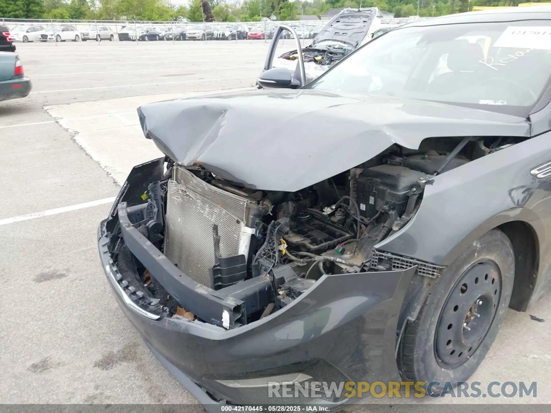 6 Photograph of a damaged car 5XXGT4L30LG410027 KIA OPTIMA 2020