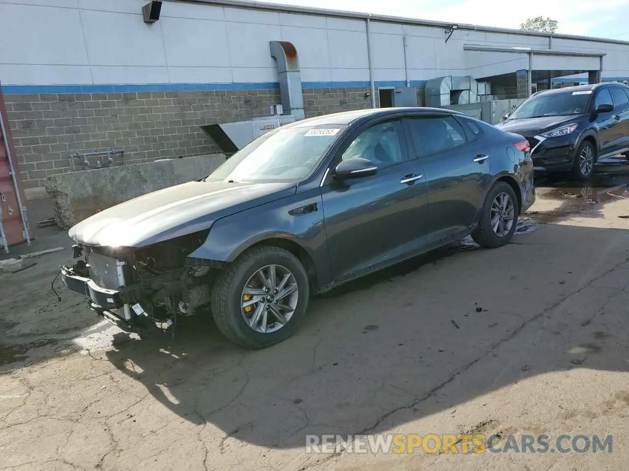 1 Photograph of a damaged car 5XXGT4L30LG426972 KIA OPTIMA 2020
