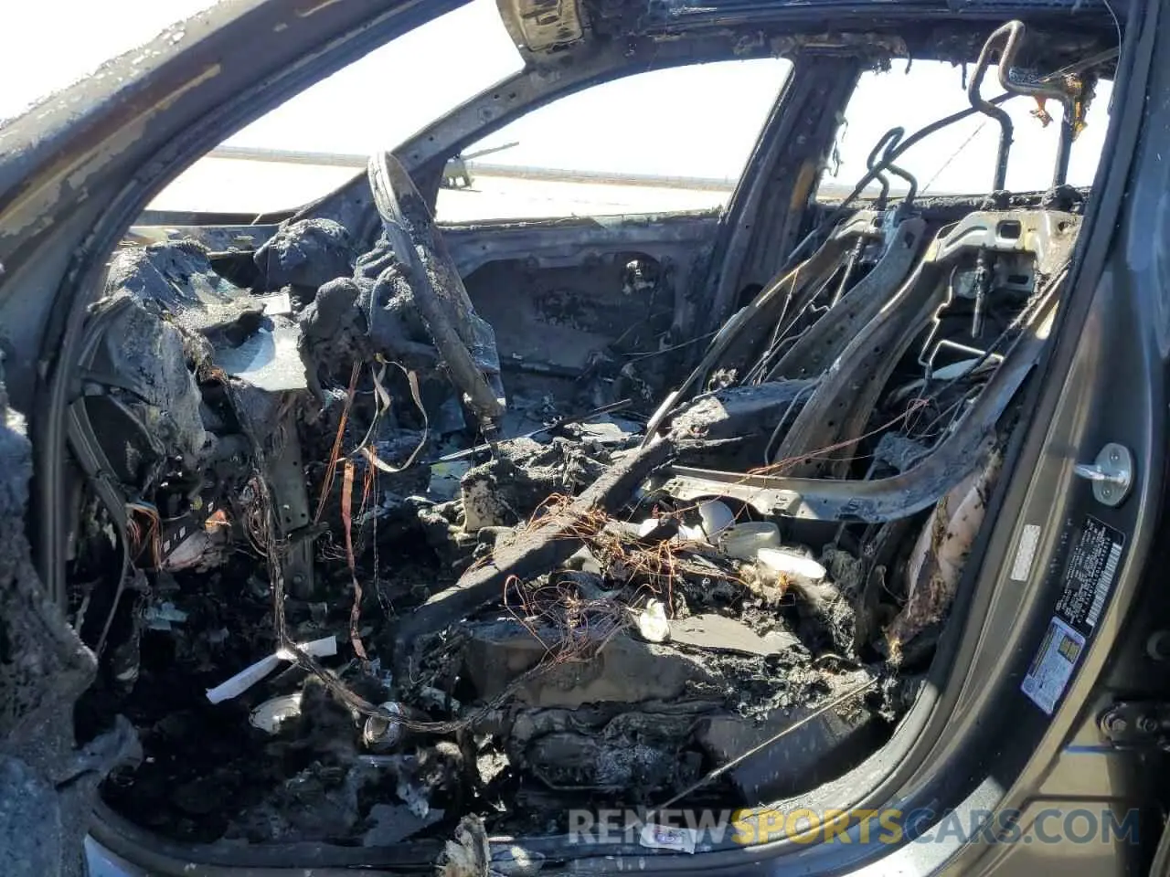 7 Photograph of a damaged car 5XXGT4L30LG438913 KIA OPTIMA 2020