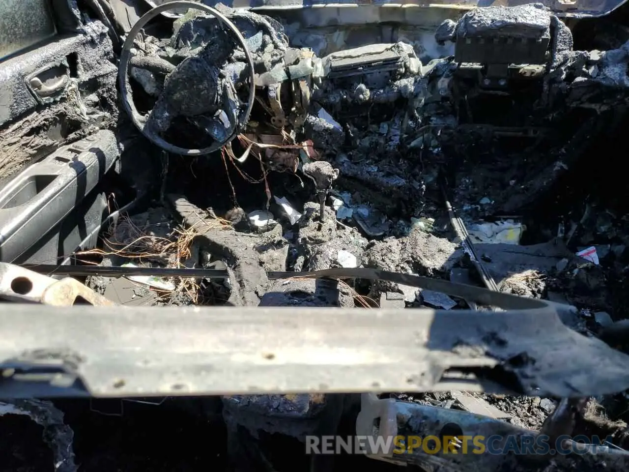 8 Photograph of a damaged car 5XXGT4L30LG438913 KIA OPTIMA 2020