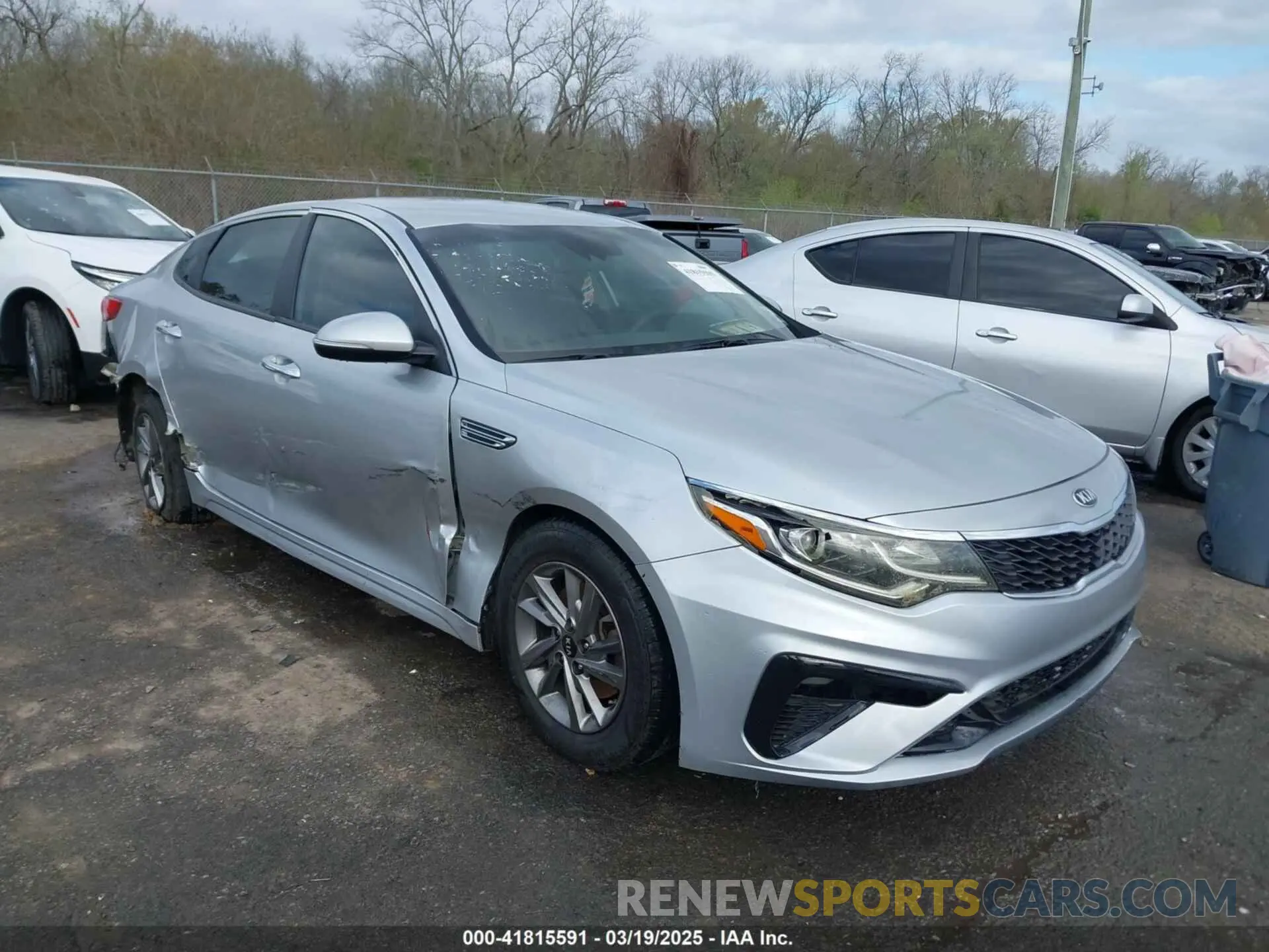 1 Photograph of a damaged car 5XXGT4L31LG380858 KIA OPTIMA 2020